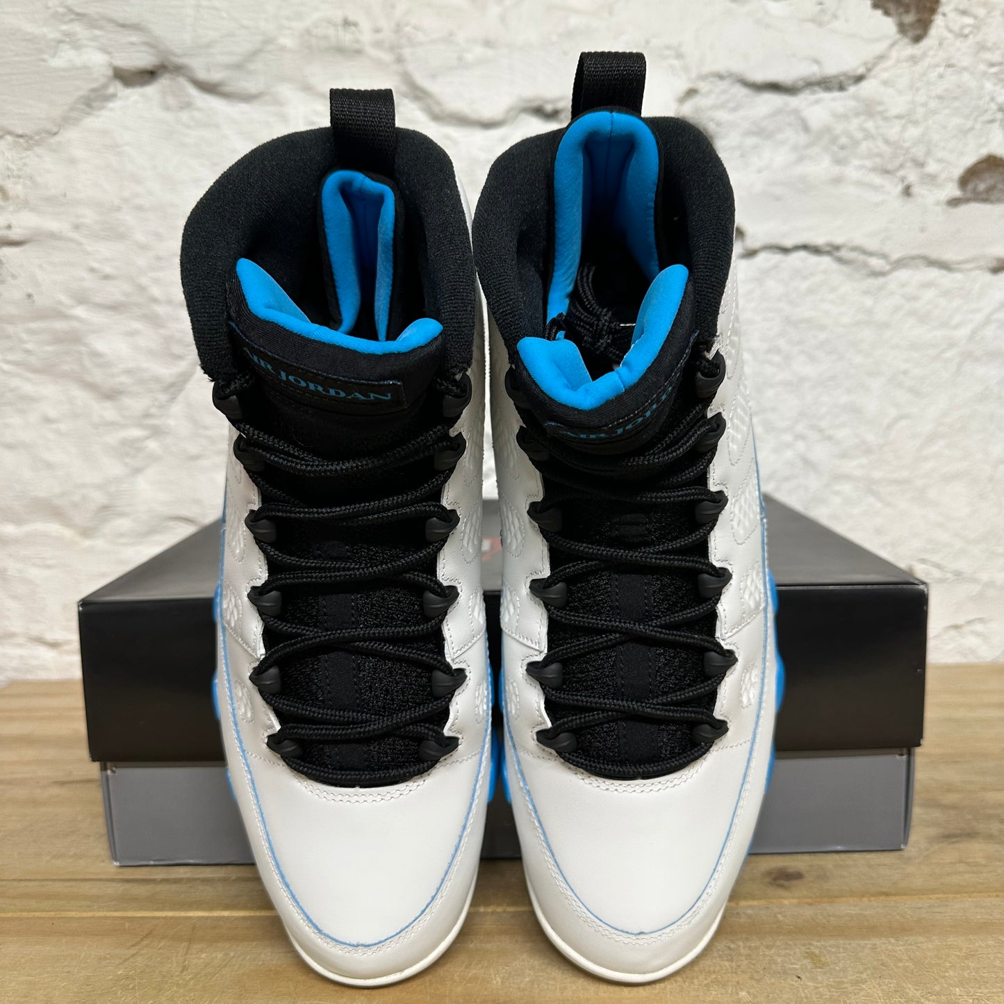 Air Jordan 9 Powder Blue Sz 10.5