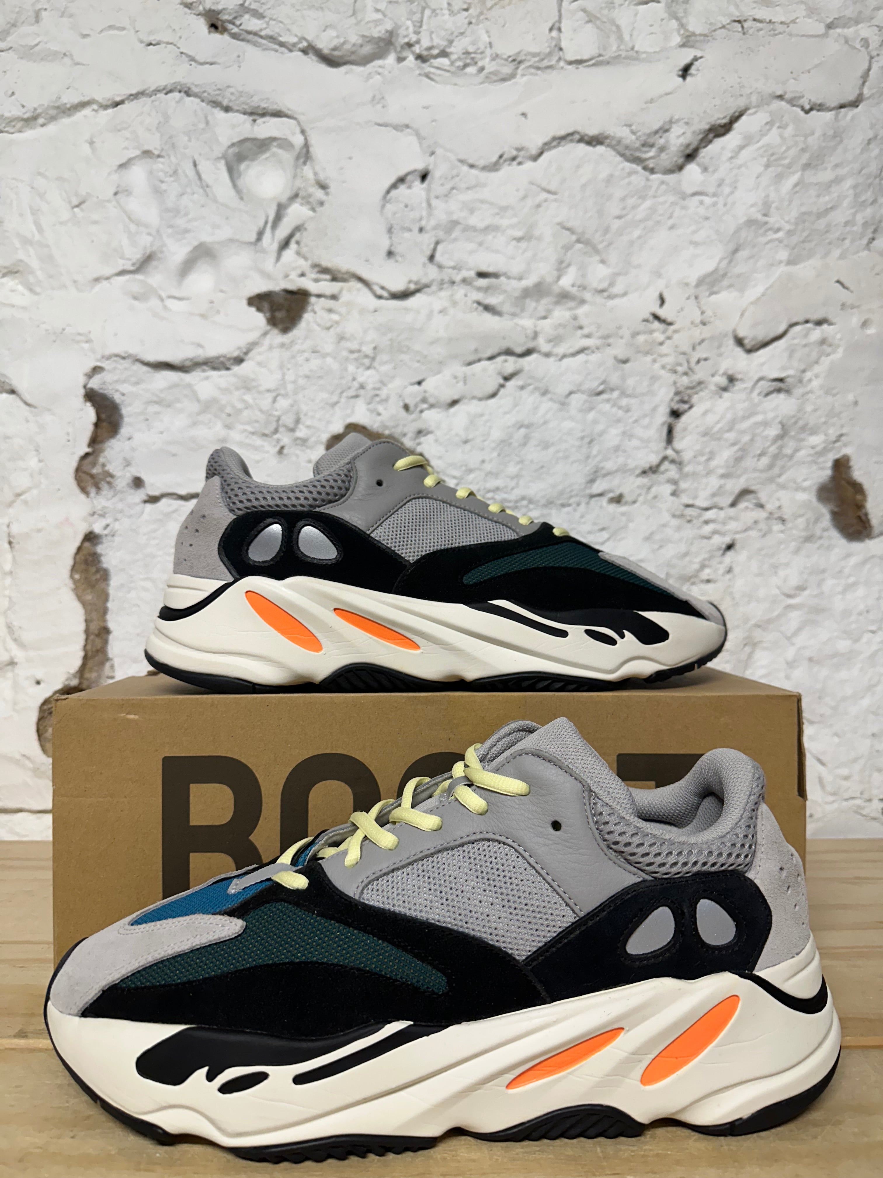 Yeezy 700 Wave Runner Sz 12