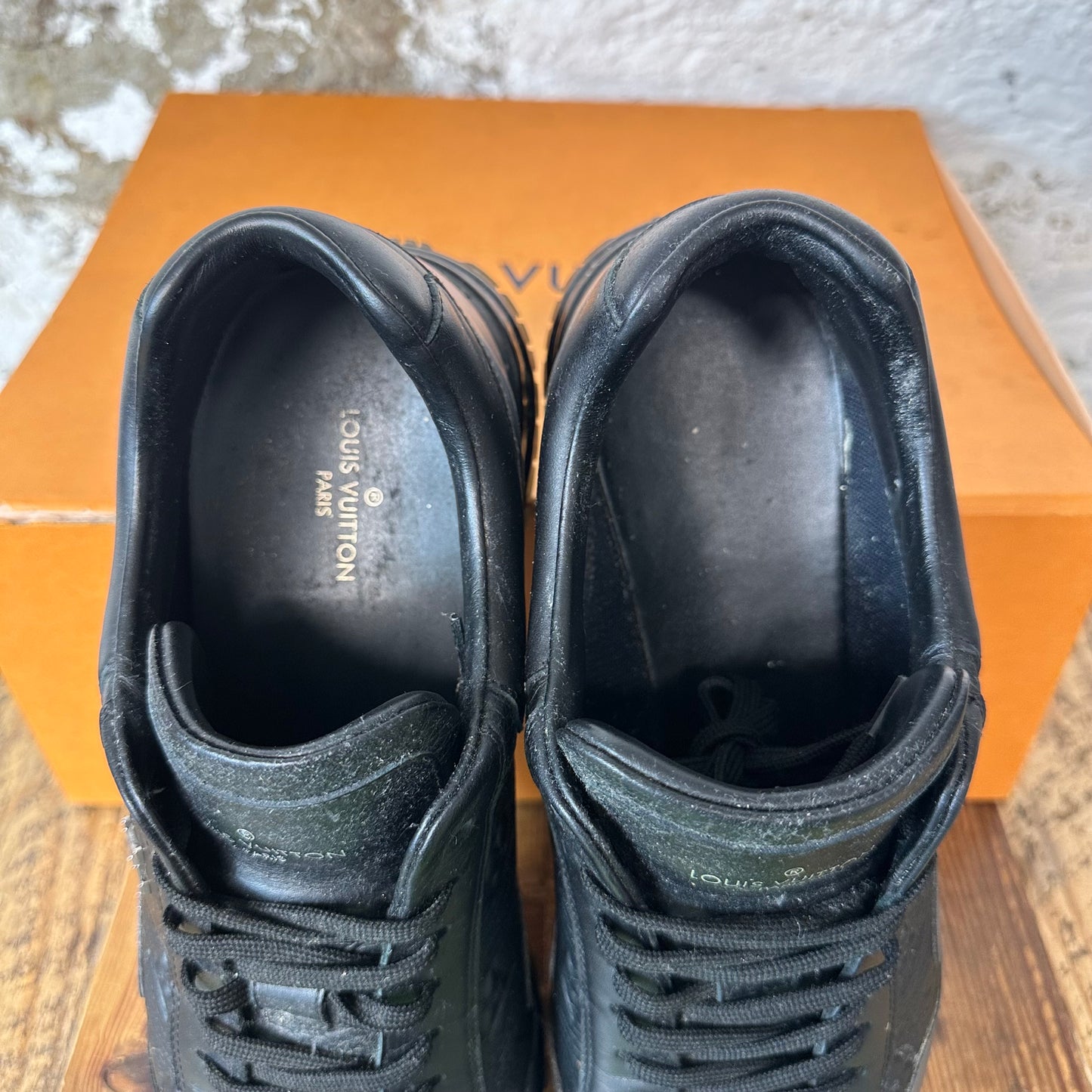 Louis Vuitton Black Monogram Silver Runaway Sneaker Sz 10.5 (9LV)
