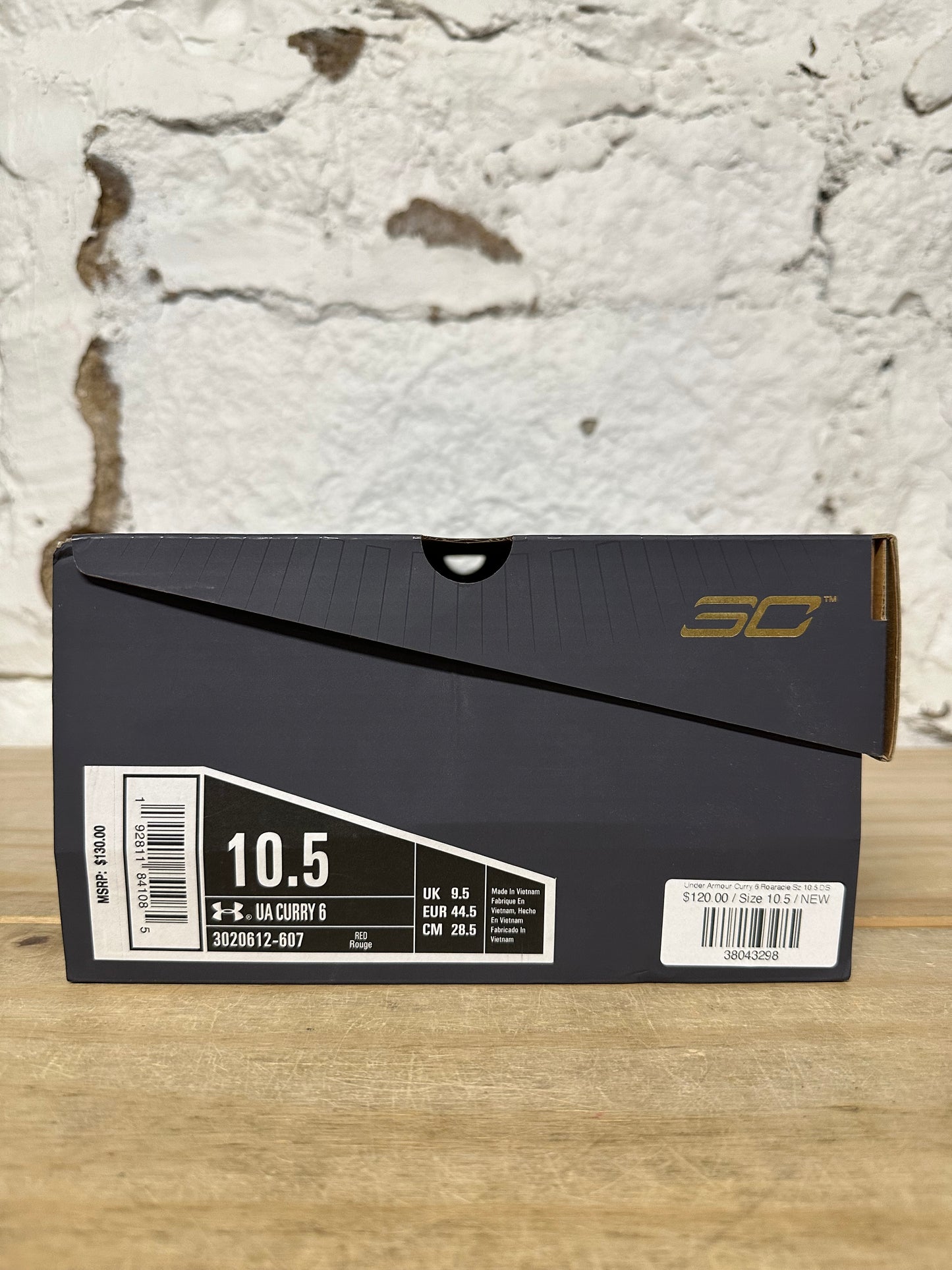 Under Armour Curry 6 Roaracle Sz 10.5 DS