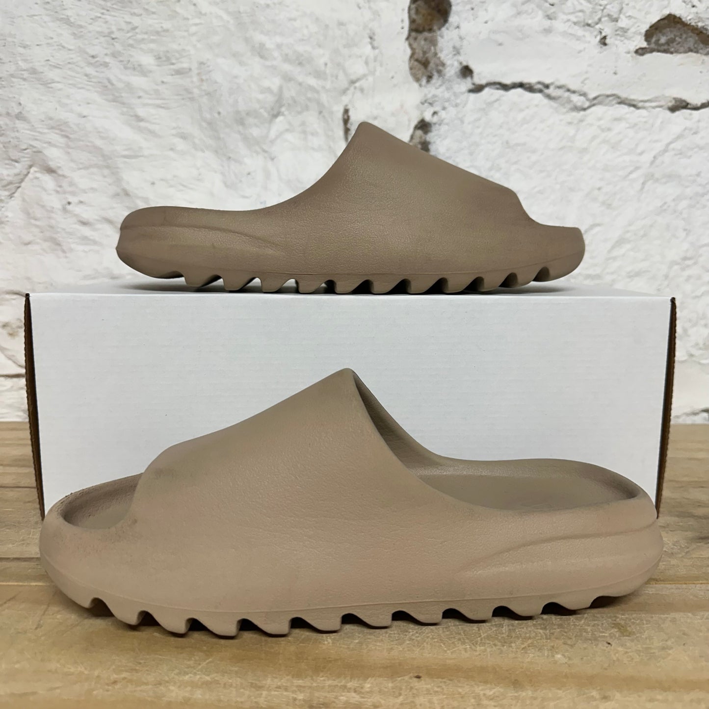 Yeezy Slide Pure Sz 8