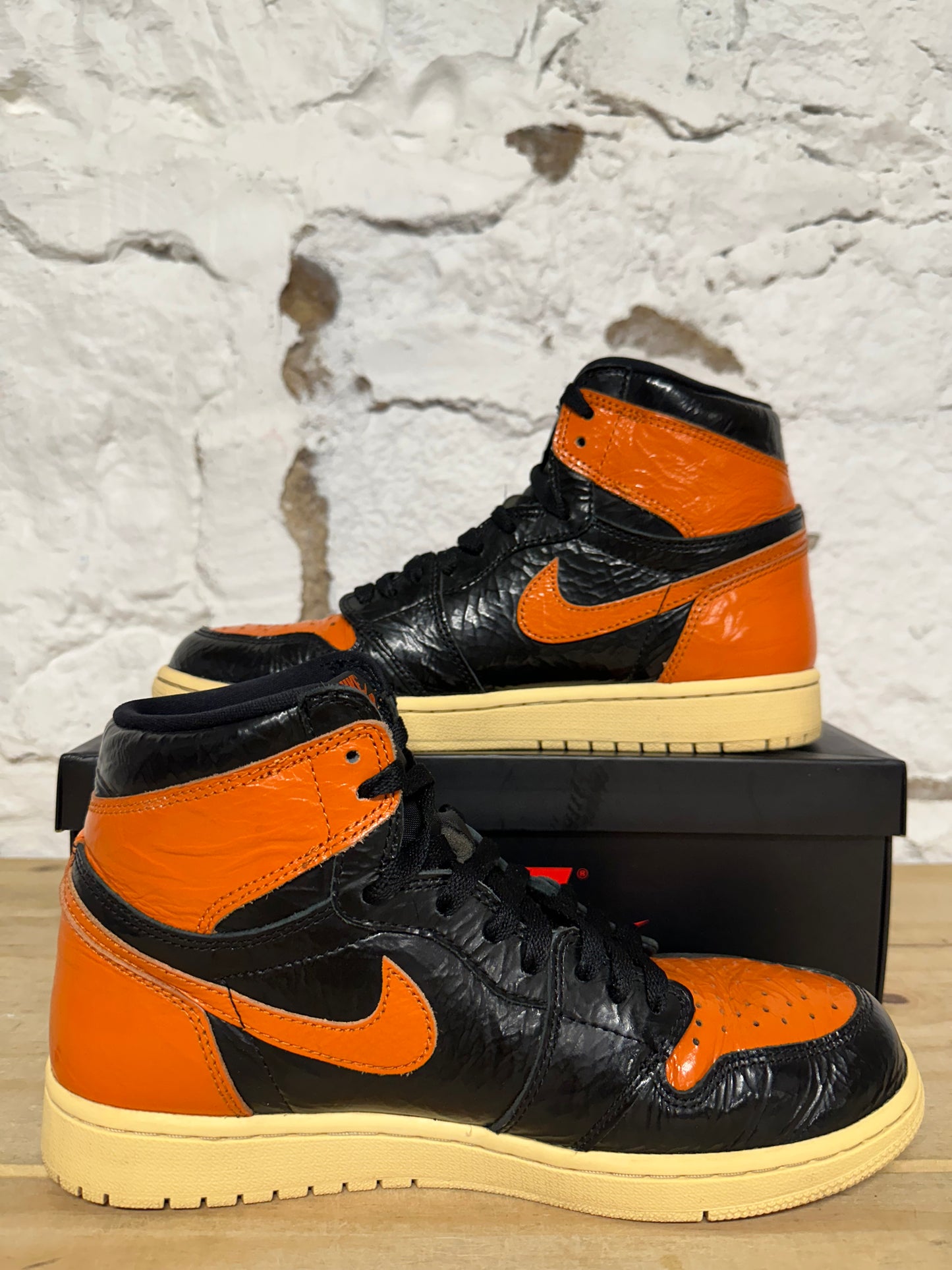 Air Jordan 1 High Shattered Backboard 3.0 Sz 8.5