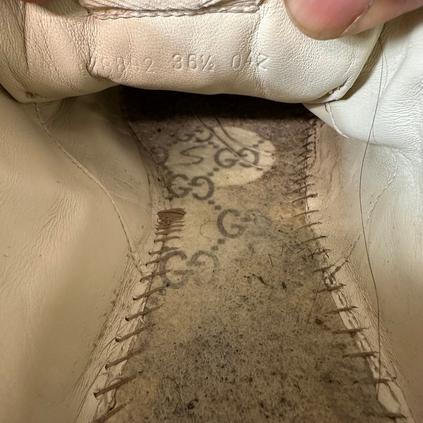 Gucci Rython Vintage Logo Cream Sneaker Sz 4.5 (36.5) No Box