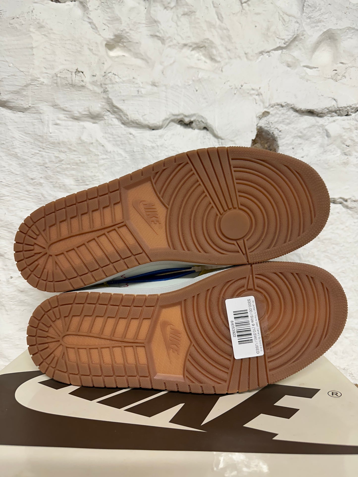 Air Jordan 1 Low Travis Scott Canary Sz 9 (10.5W)