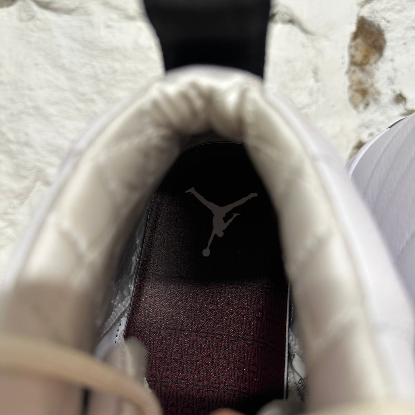 Air Jordan 12 A Ma Maniere White Sz  8.5 (10W)