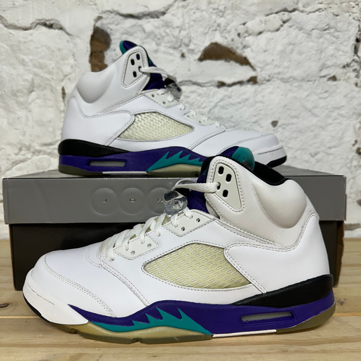 Air Jordan 5 Grape (2006) Sz 10 DS