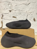 Yeezy Knit Runner Fade Onyx Sz 11.5