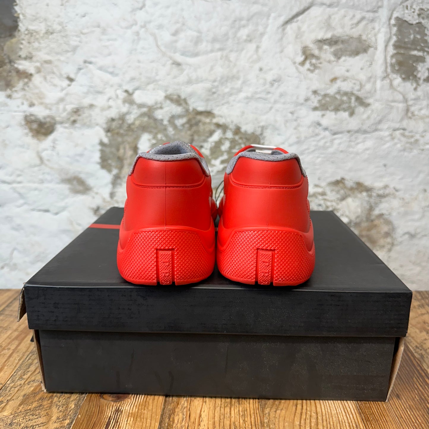 Prada Americas Cup Red Rubber Grey Sneaker Sz 8 (41) DS