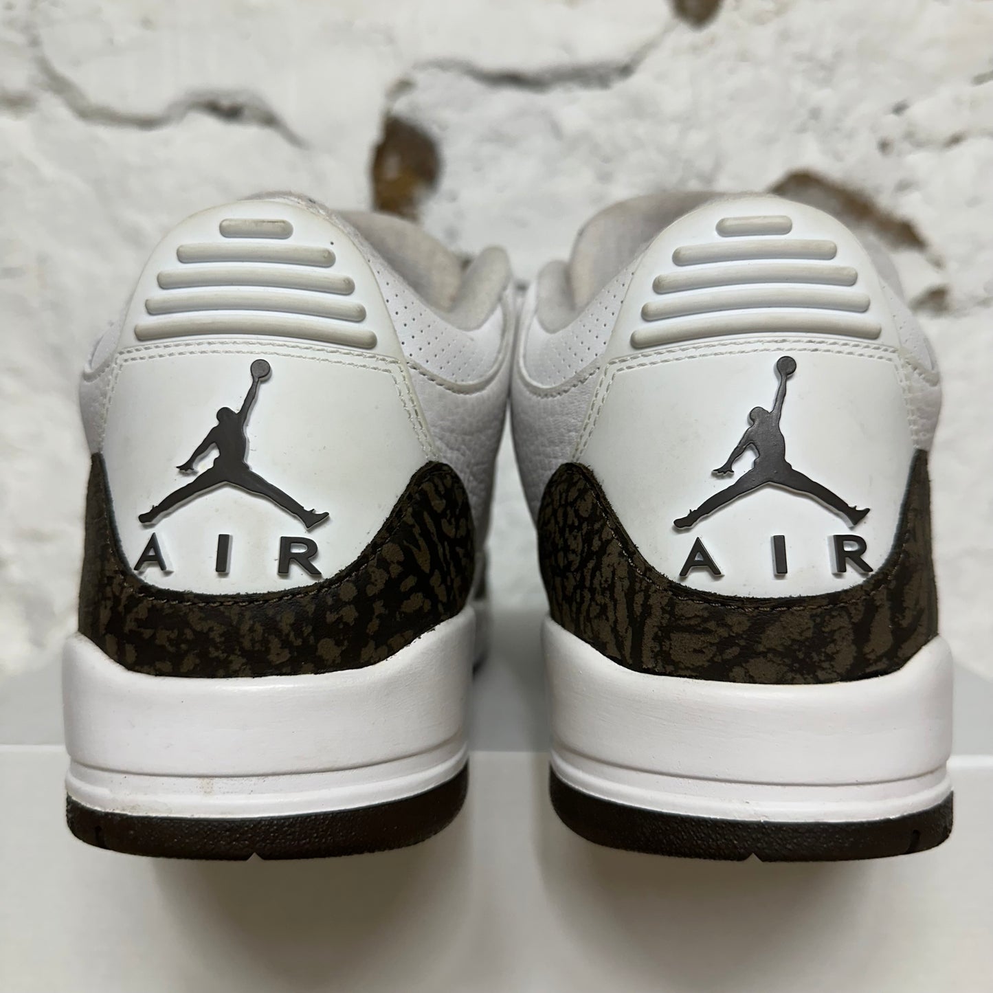 Air Jordan 3 Mocha (2018) Sz 11