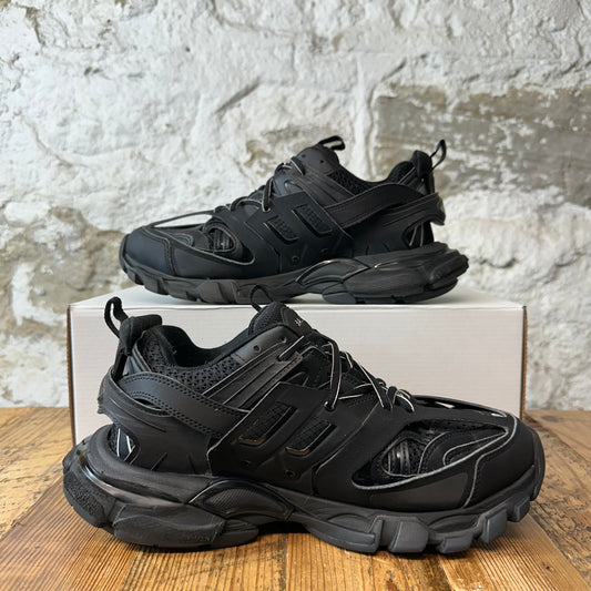 Balenciaga Track Runner Triple Black Sneaker Sz 7 (40)