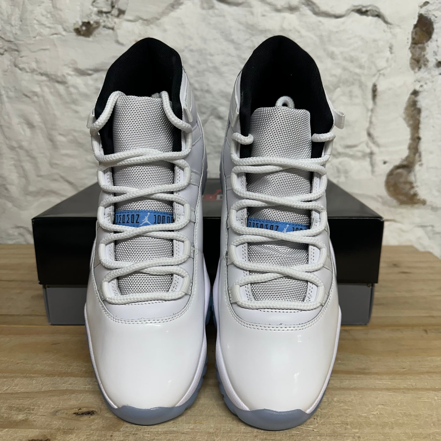 Air Jordan 11 High Legend Blue Sz 10.5 DS