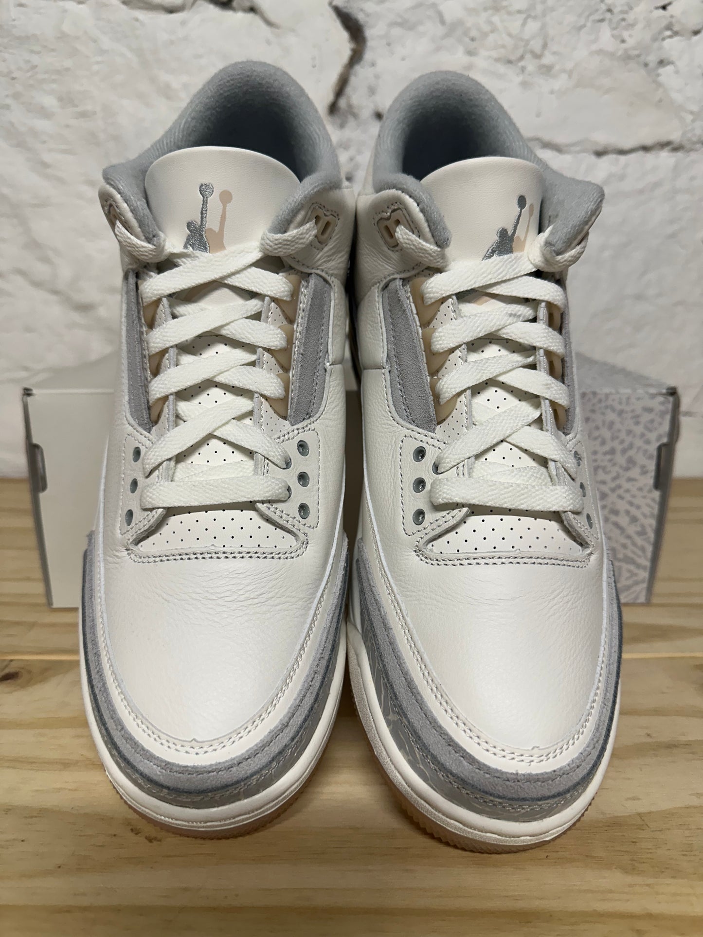 Air Jordan 3 Craft Ivory Sz 9.5