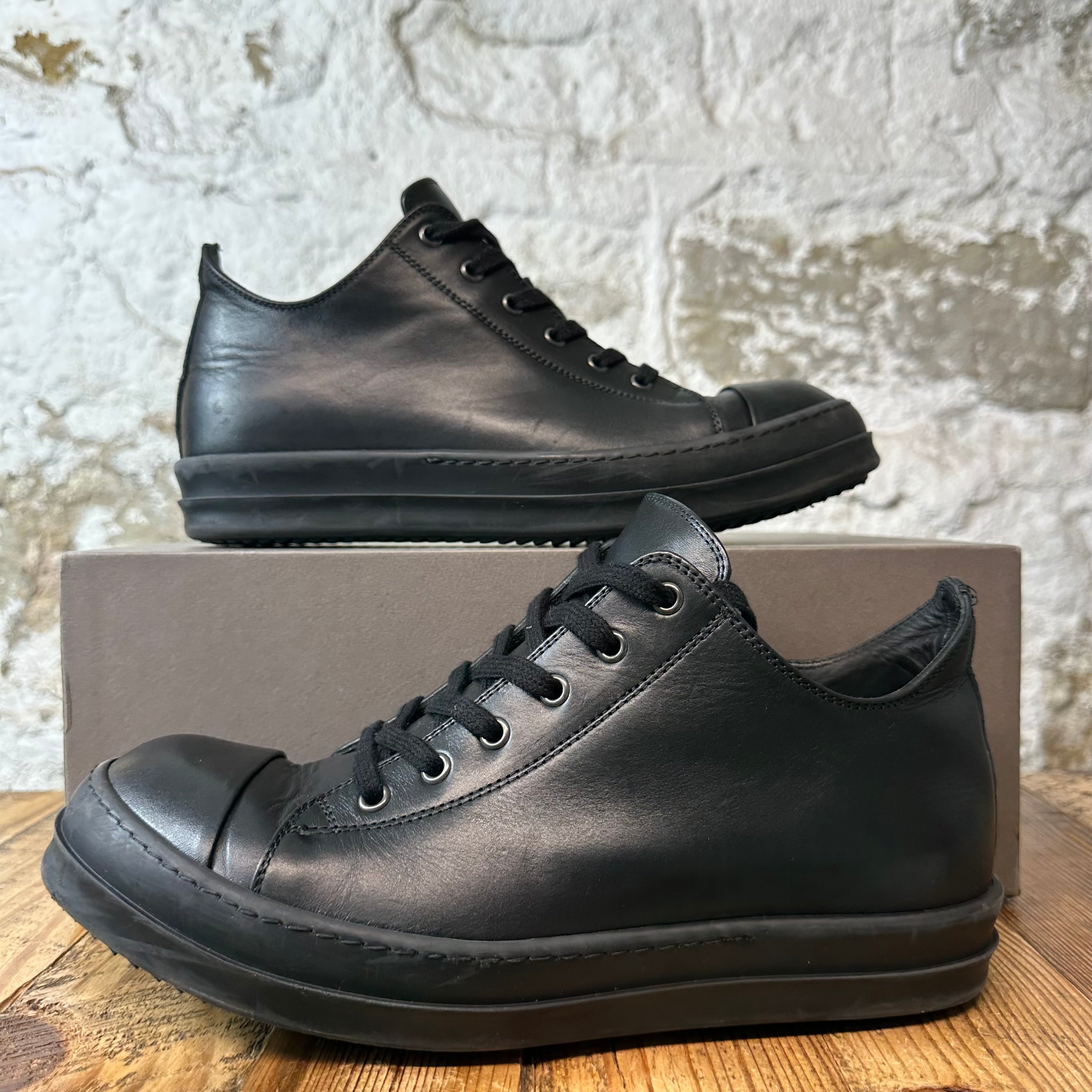 Rick Owens Triple Black Sneaker Sz 10 (43)