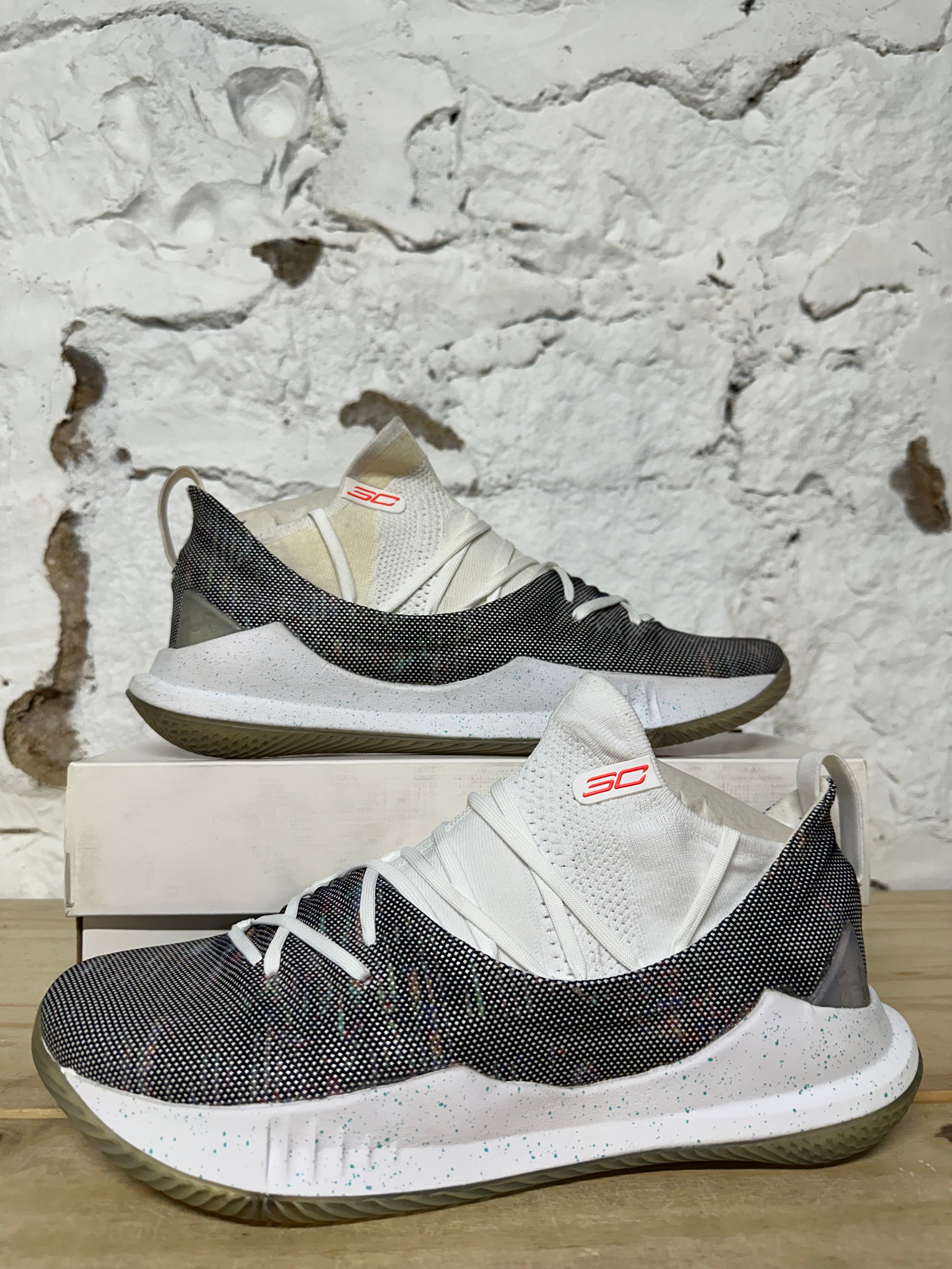 Under Armour Curry 5 Welcome Home Sz 10.5 DS