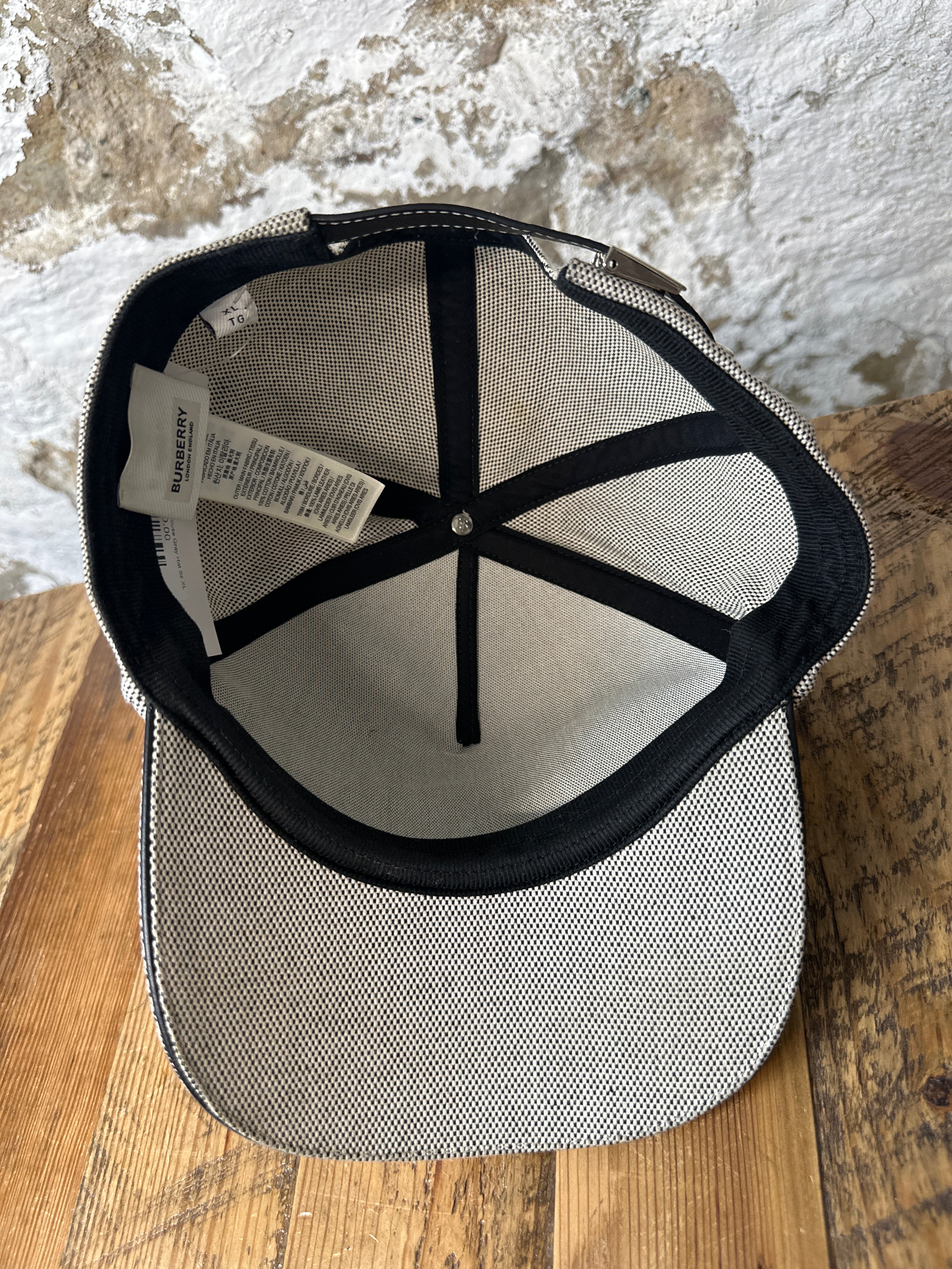 Burberry Horseferry House Gray Hat Sz XL – The Gallery Online