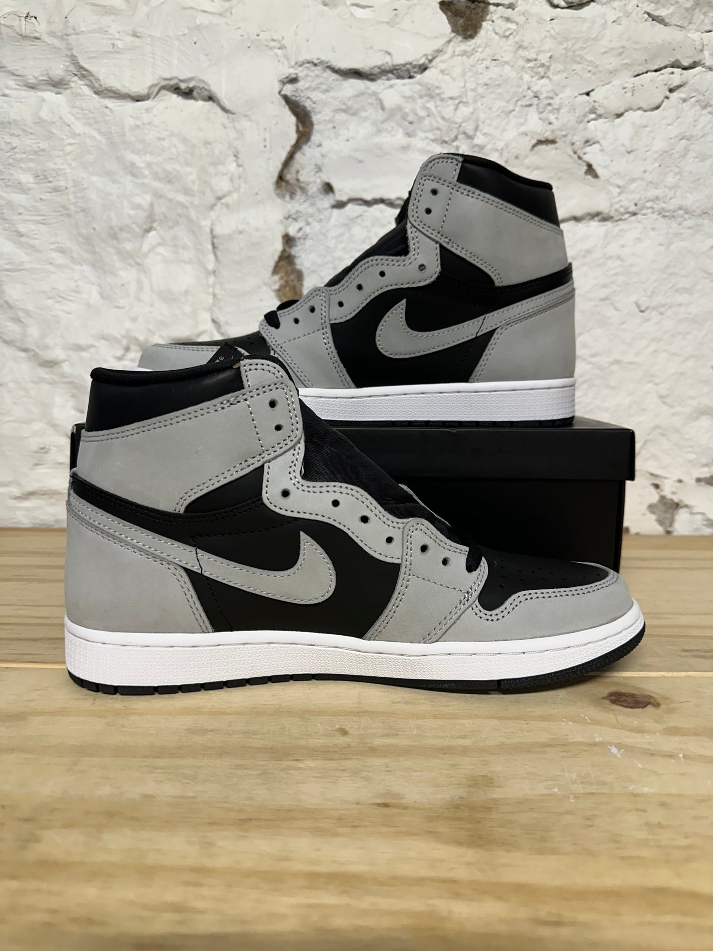 Air Jordan 1 High Shadow 2.0 Sz 9 DS