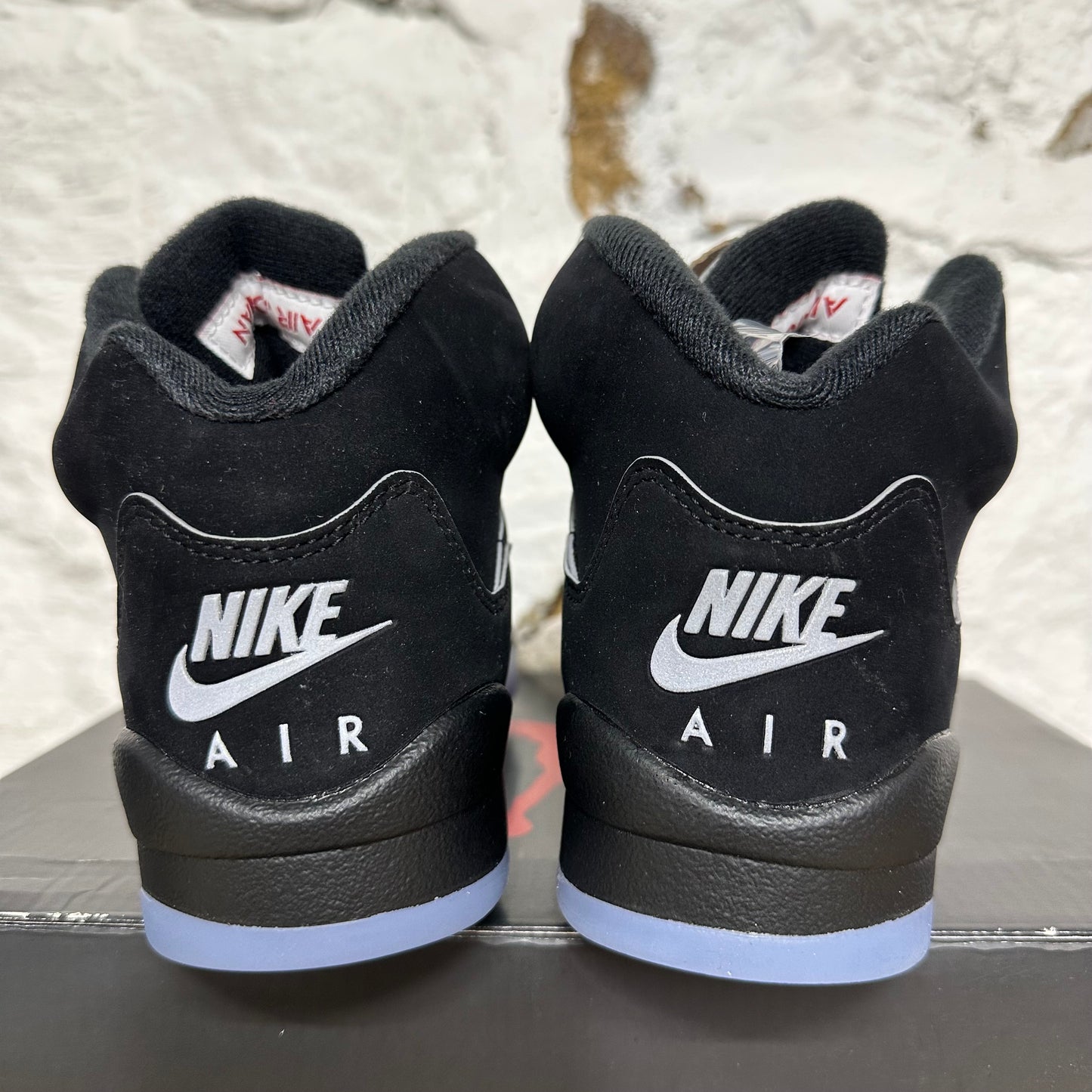 Air Jordan 5 Black Metallic Reimagined Sz 5.5Y DS