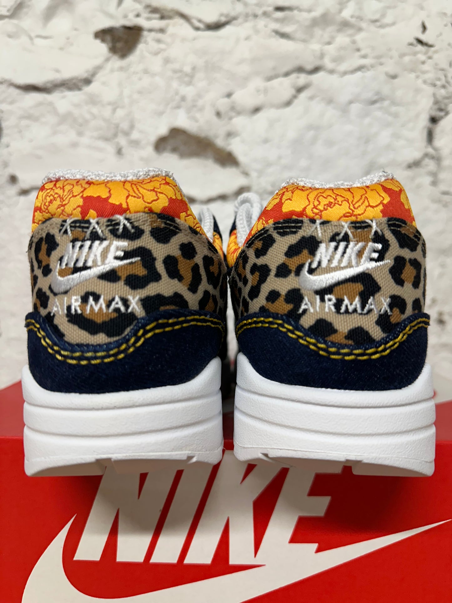 Nike Air Max 1 Denim Leopard Sz 10