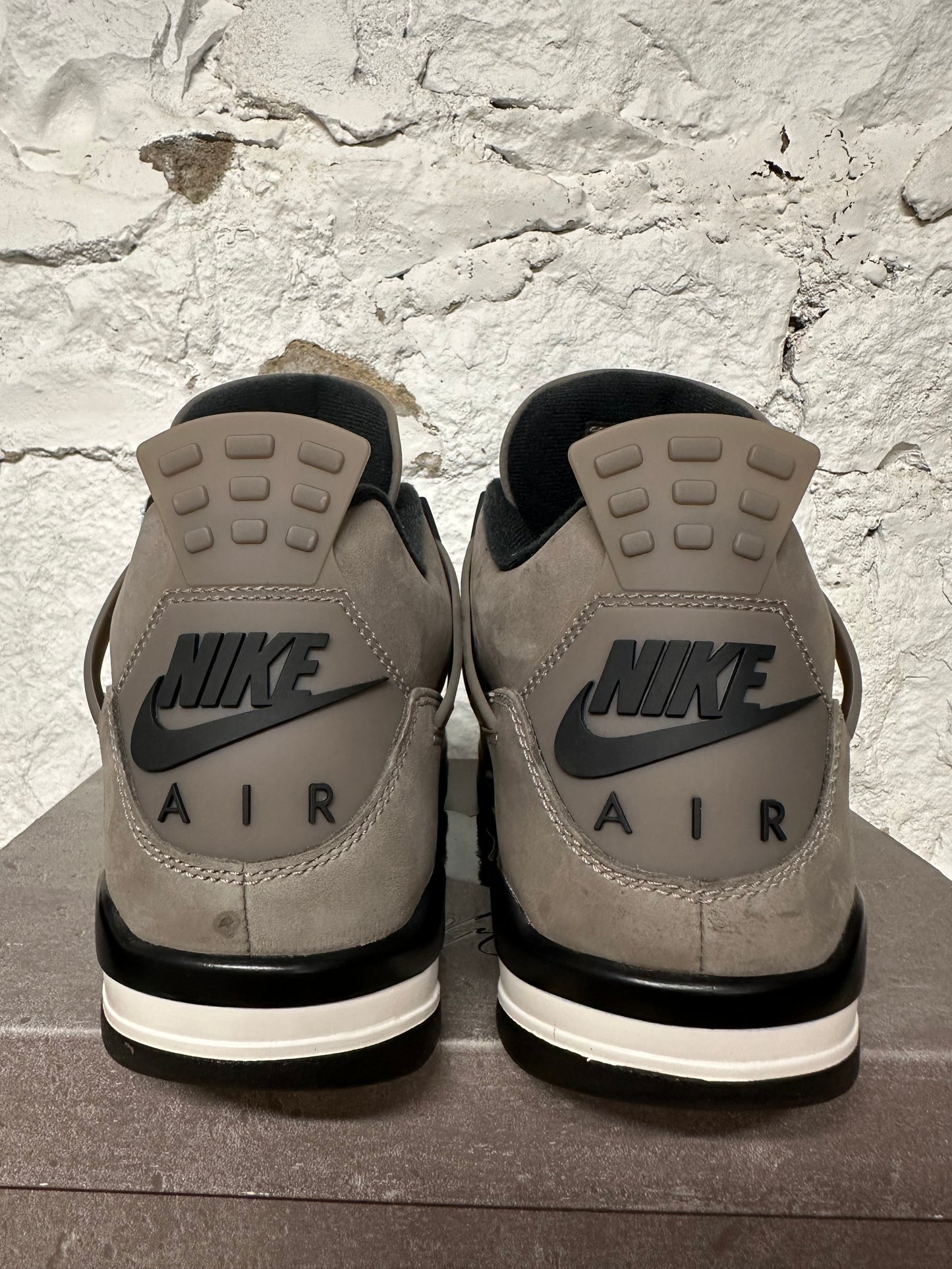 Air Jordan 4 Cave Stone Sz 11