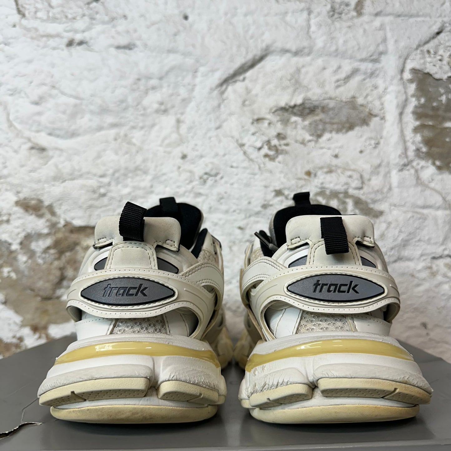 Balenciaga Track Runner White Cream Sneaker Sz 6 (38)