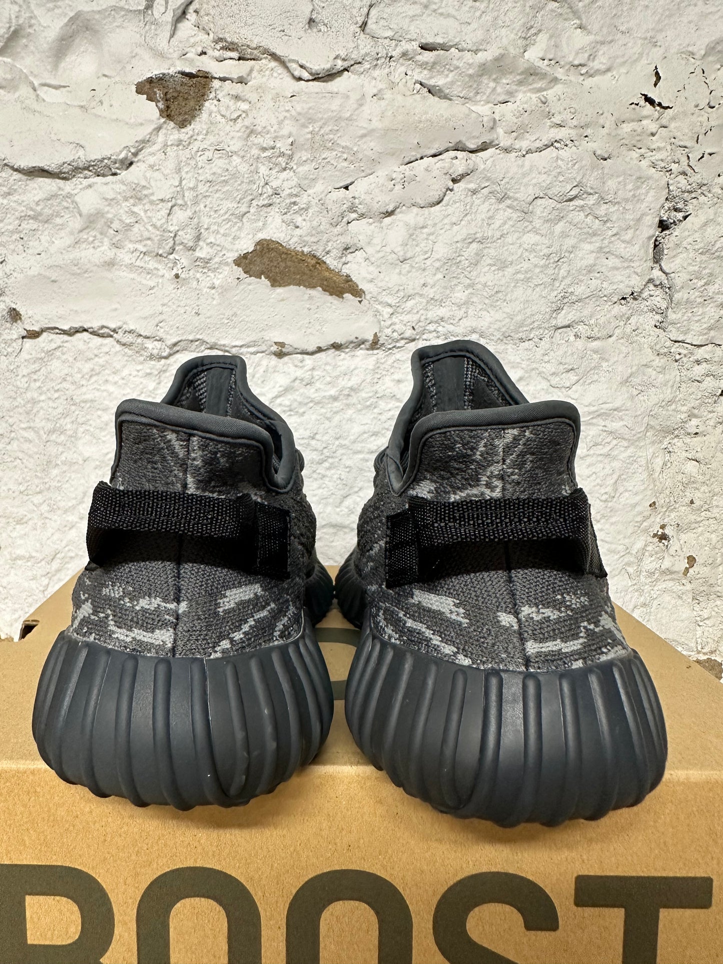 Yeezy 350 MX Dark Salt Sz 8