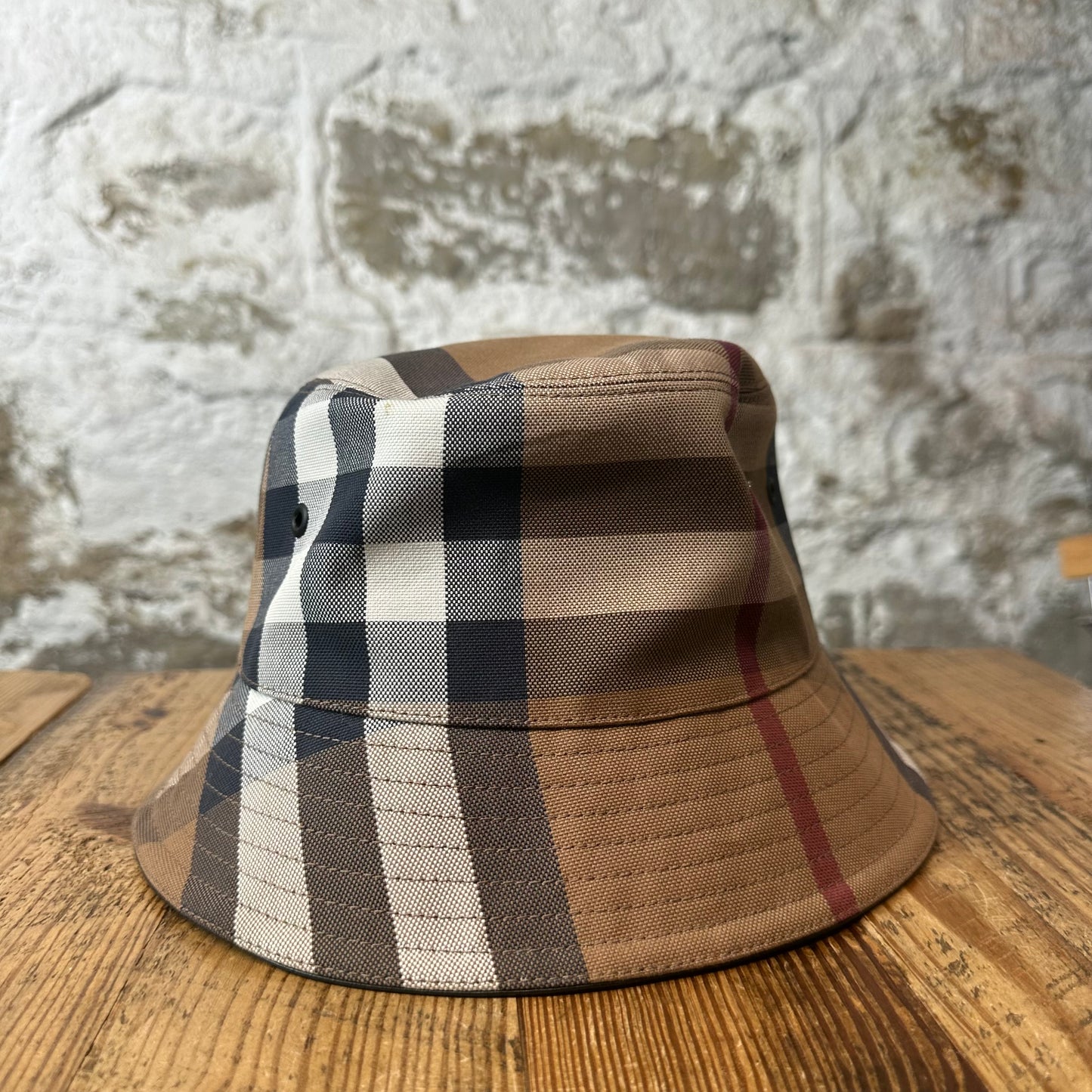 Burberry Check Plaid Canvas Bucket Hat Sz M