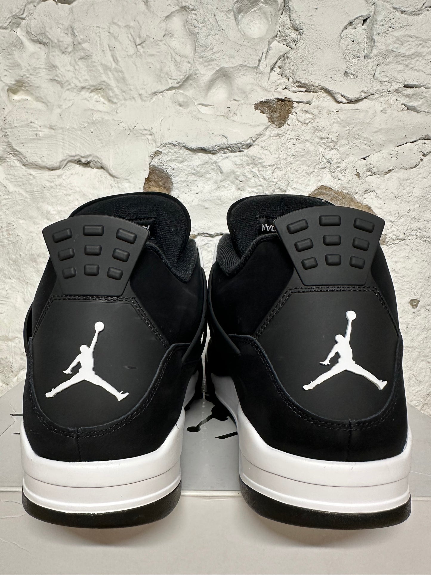 Air Jordan 4 White Thunder Sz 13