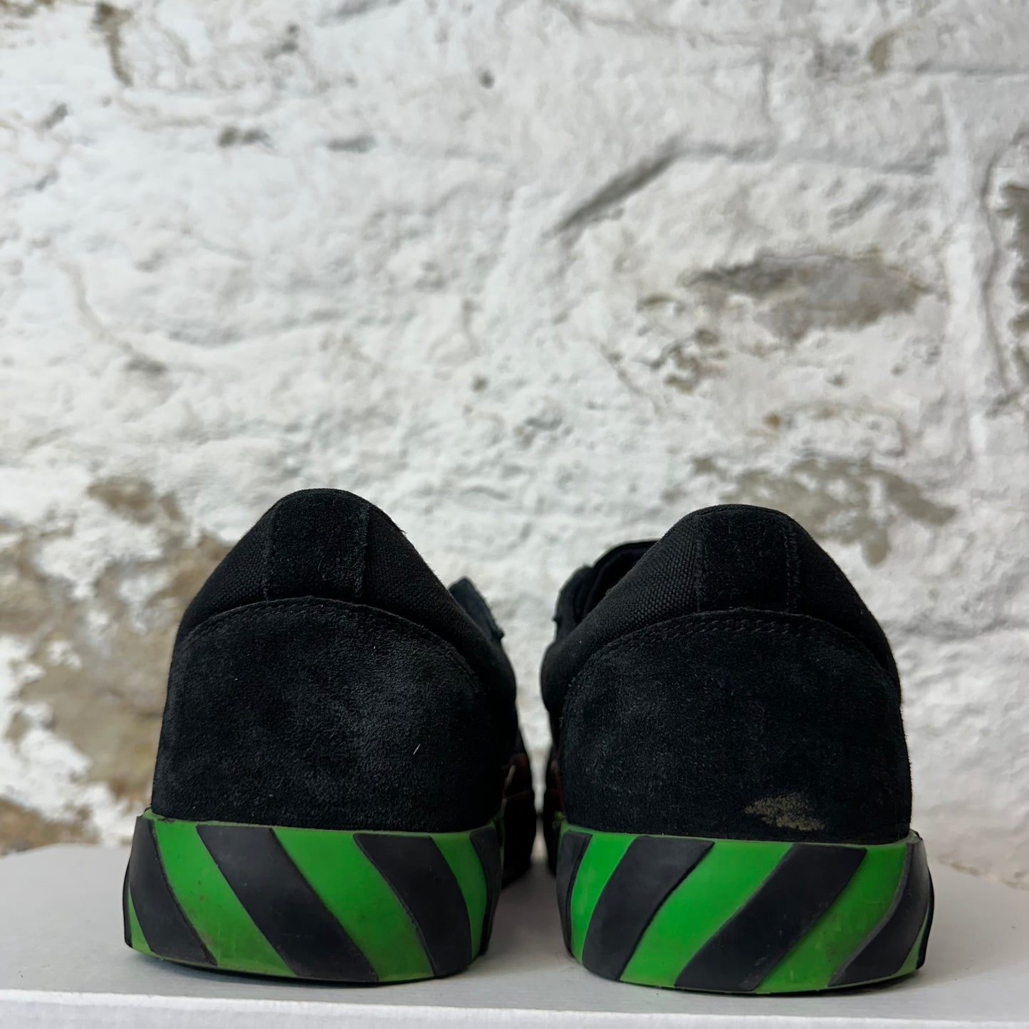 Off White Green Arrow Black Vulc Sneaker Sz 8 (41)