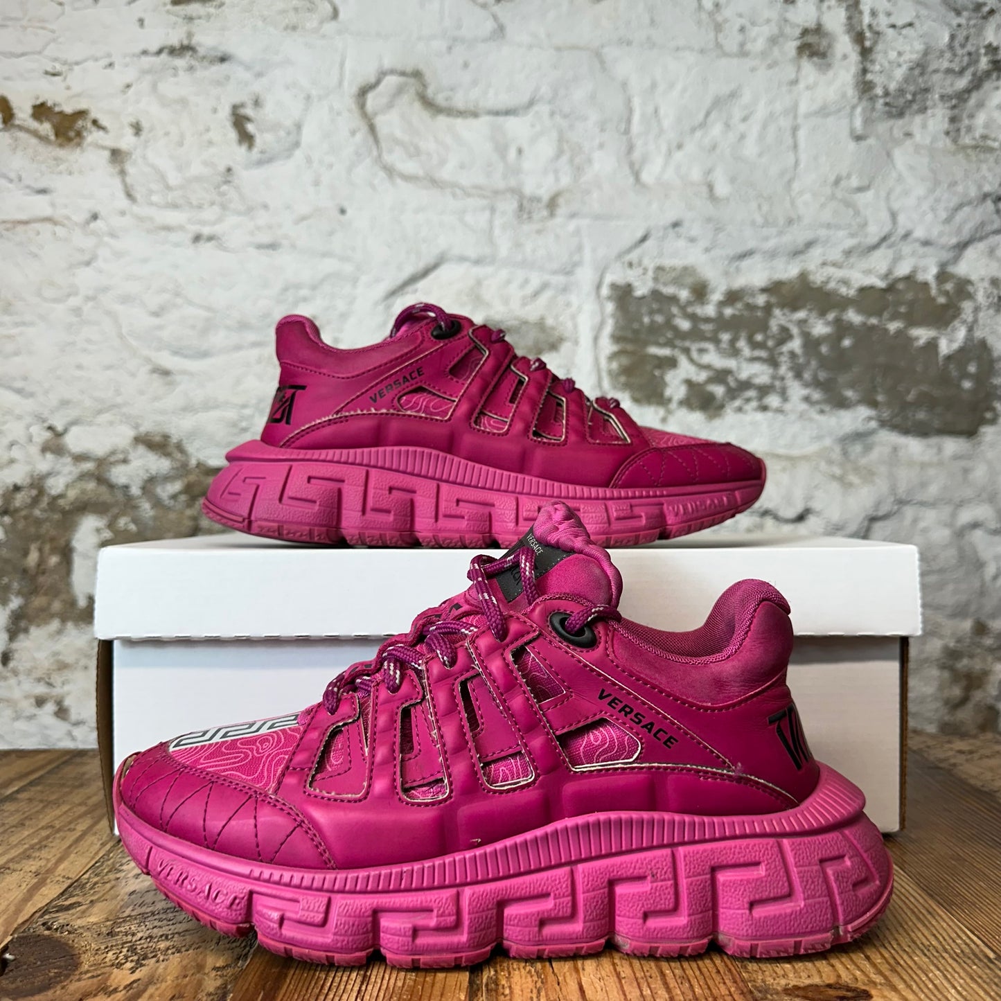 Versace Trigreca Triple Pink Sneaker Sz 6 (38)