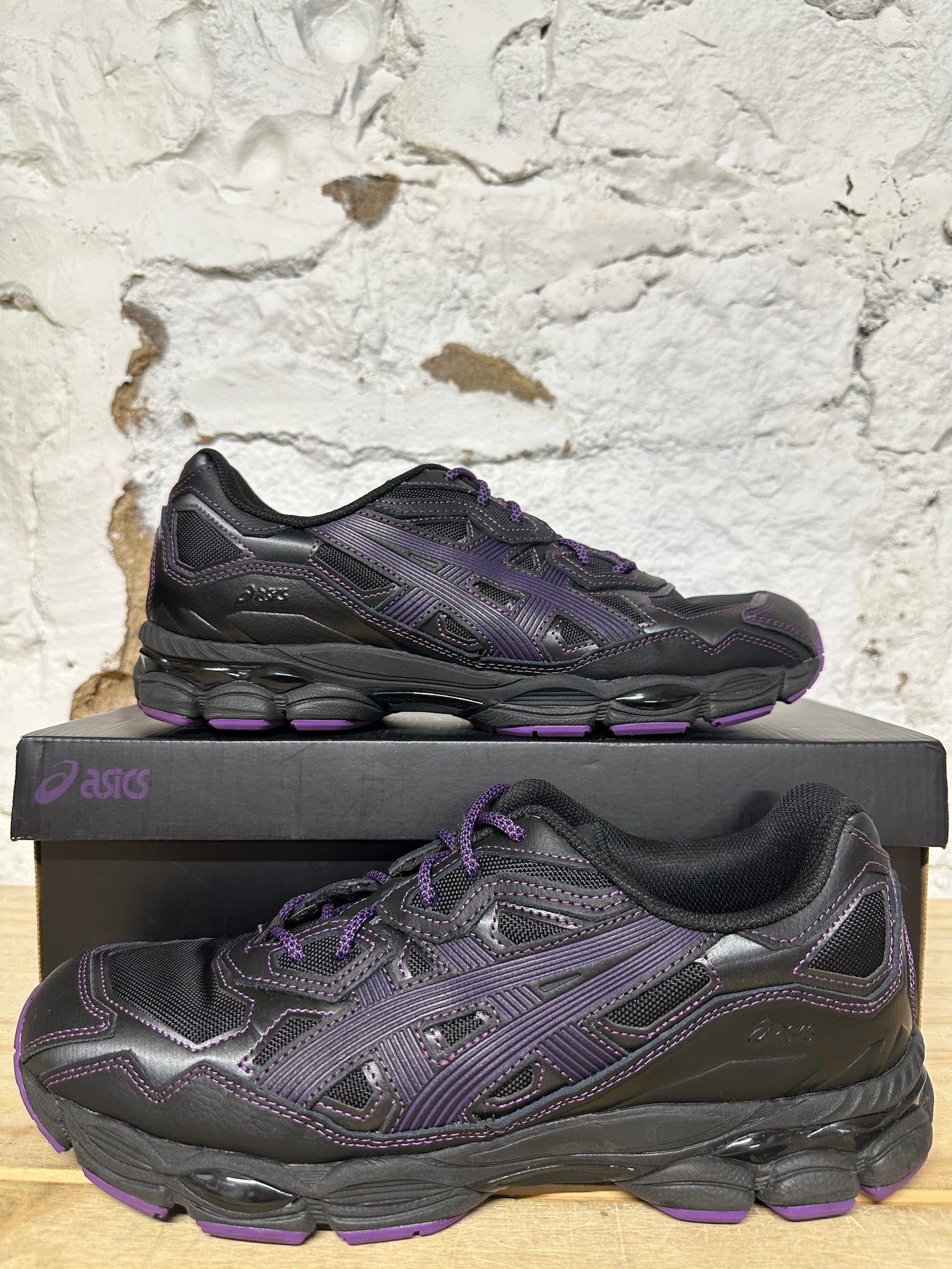 Asics Gel NYC Needles Black Purple Sz 10.5