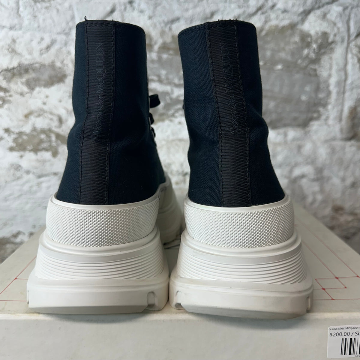 Alexander Mcqueen High Black White Tread Boot Sz 8 (41)
