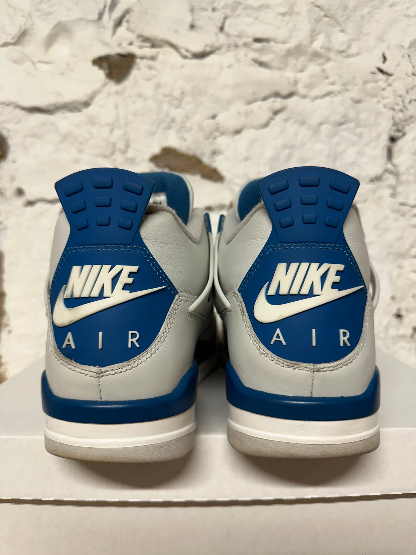 Air Jordan 4 Military Blue Sz 9