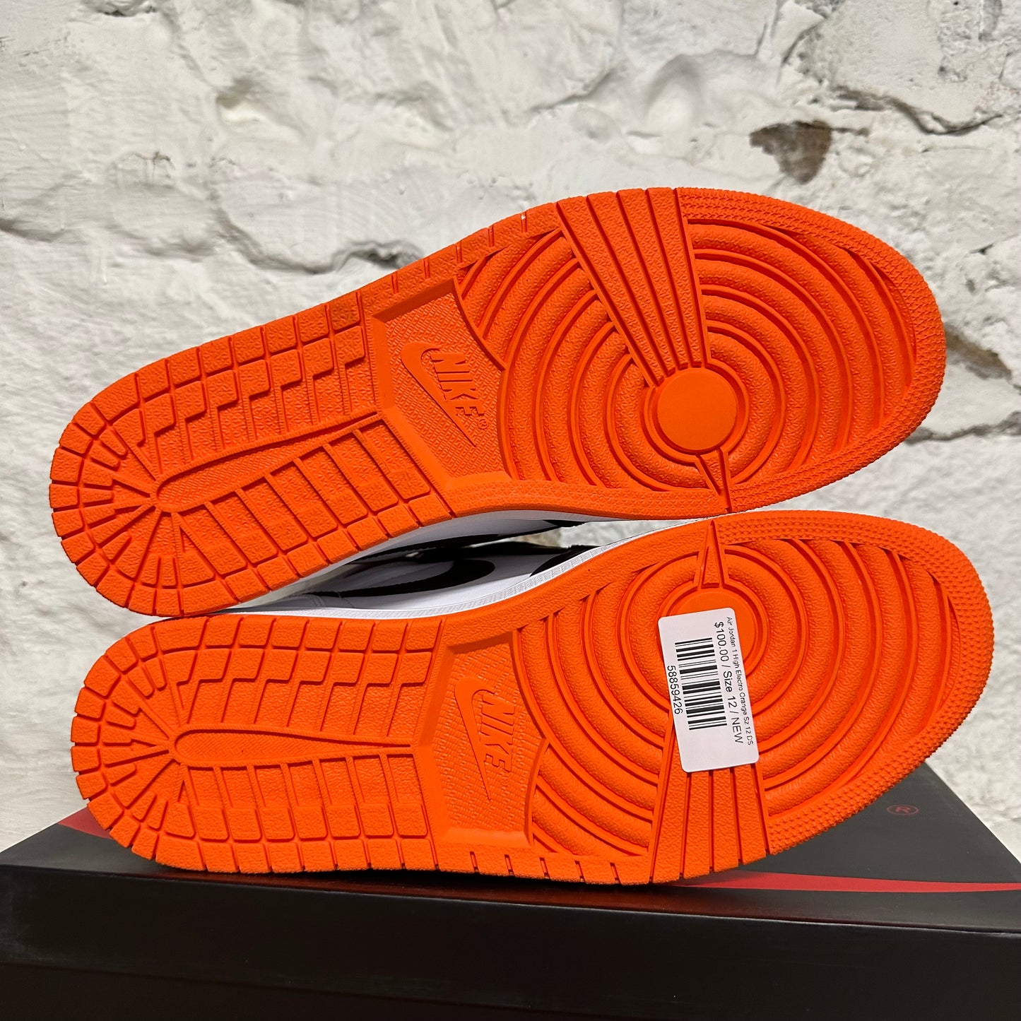 Air Jordan 1 High Electro Orange Sz 12 DS