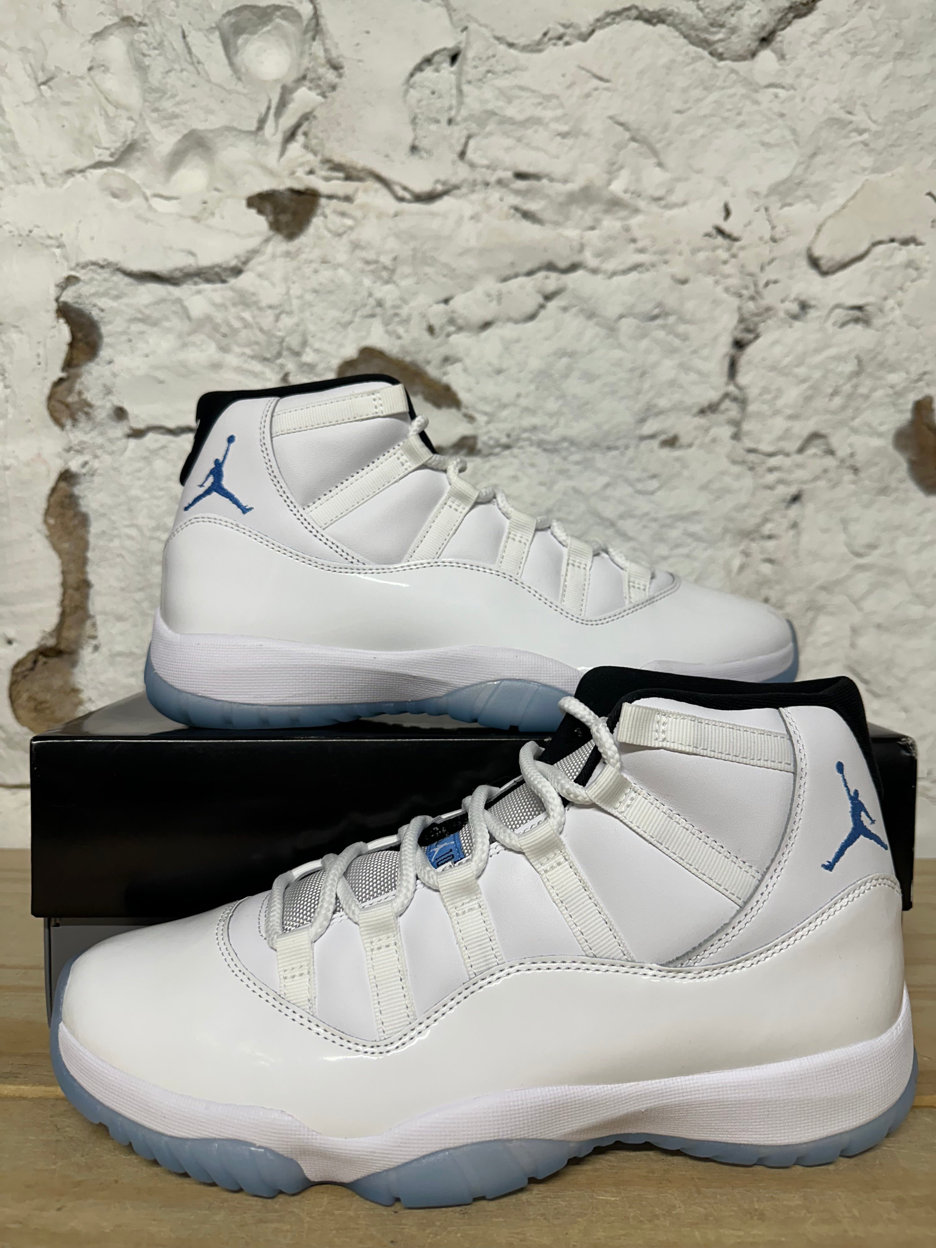 Air Jordan 11 High Legend Blue Sz 10.5 DS