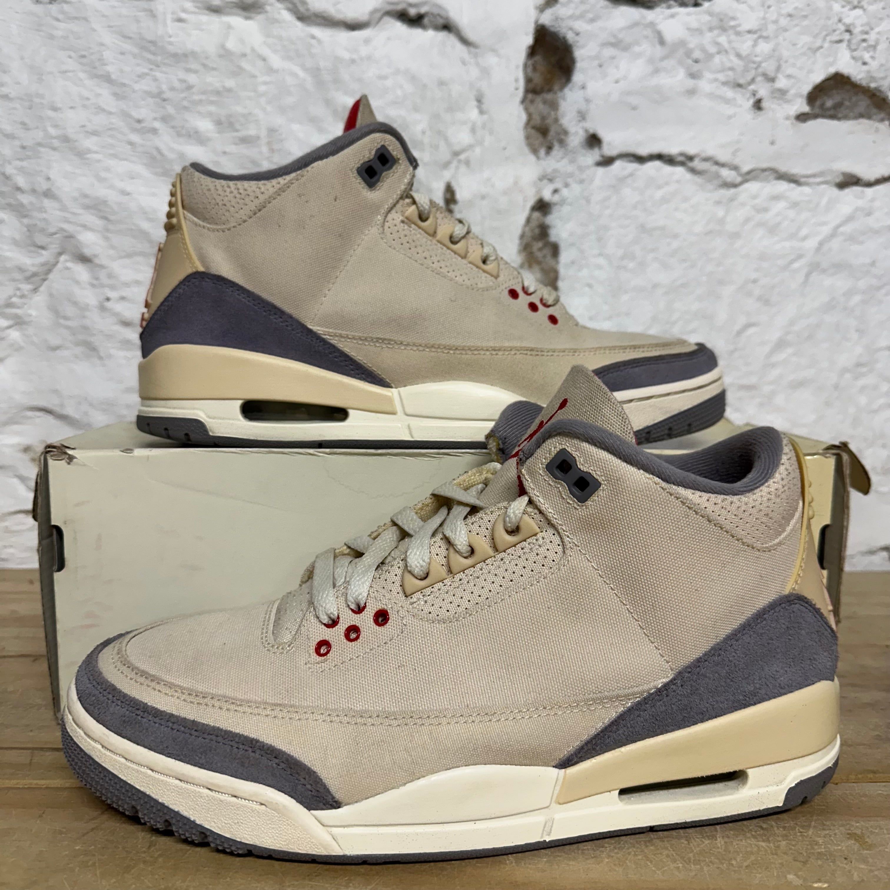 Air Jordan 3 Muslin Sz 9
