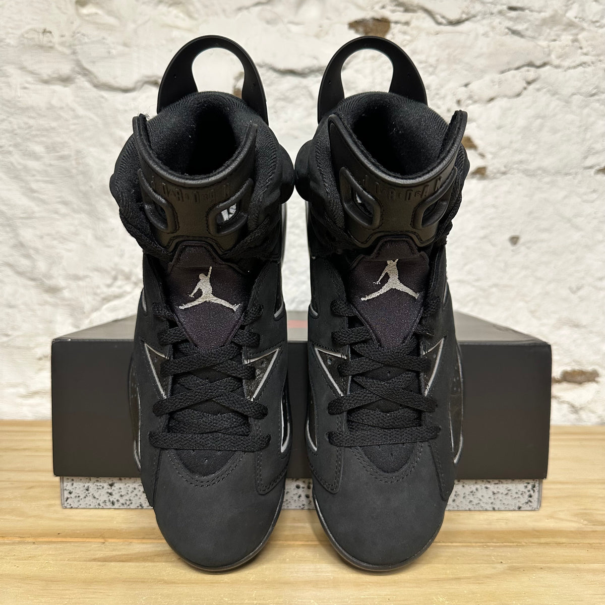 Air Jordan 6 Cap and Gown Sz 8.5