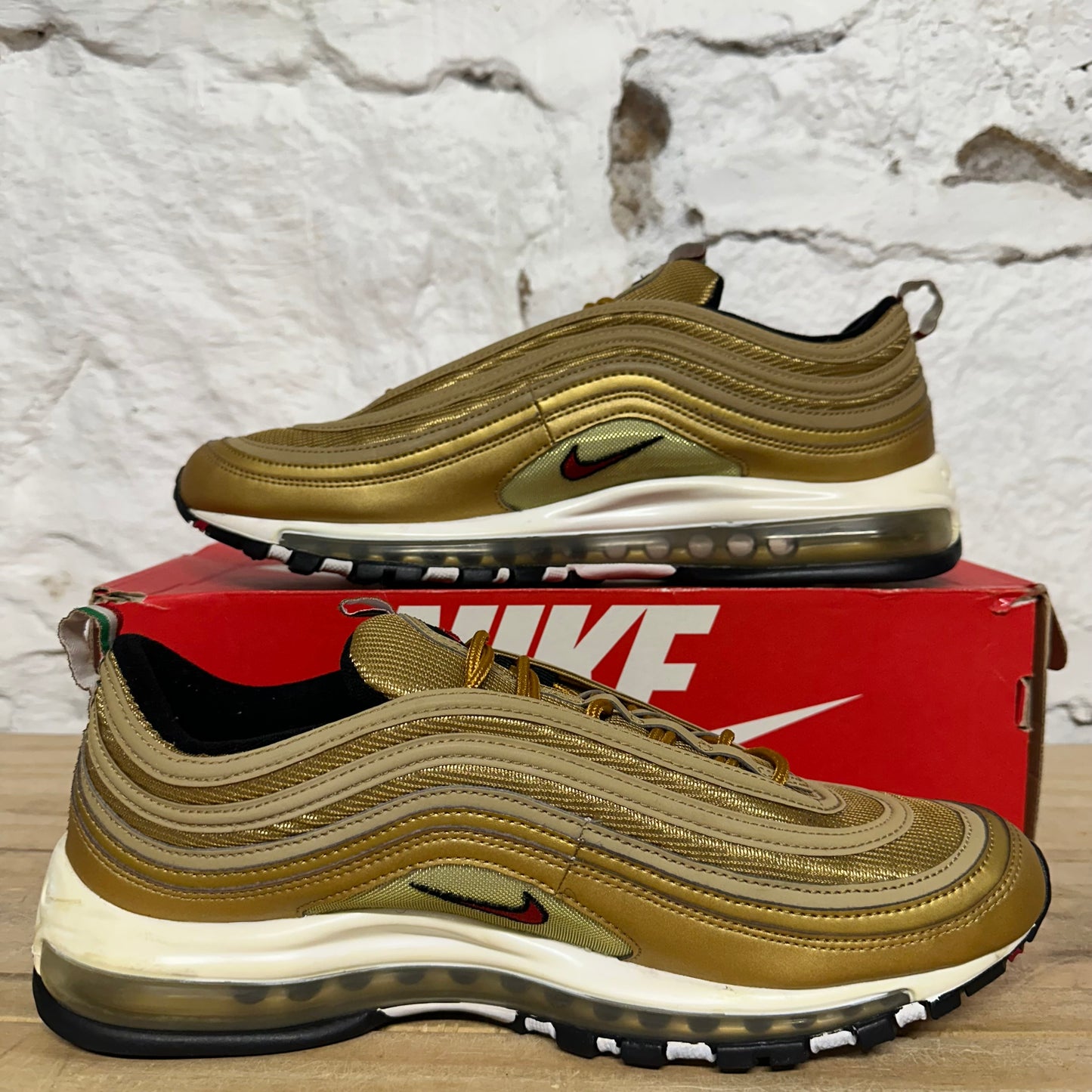 Nike Air Max 97 Metallic Gold Italy Sz 12