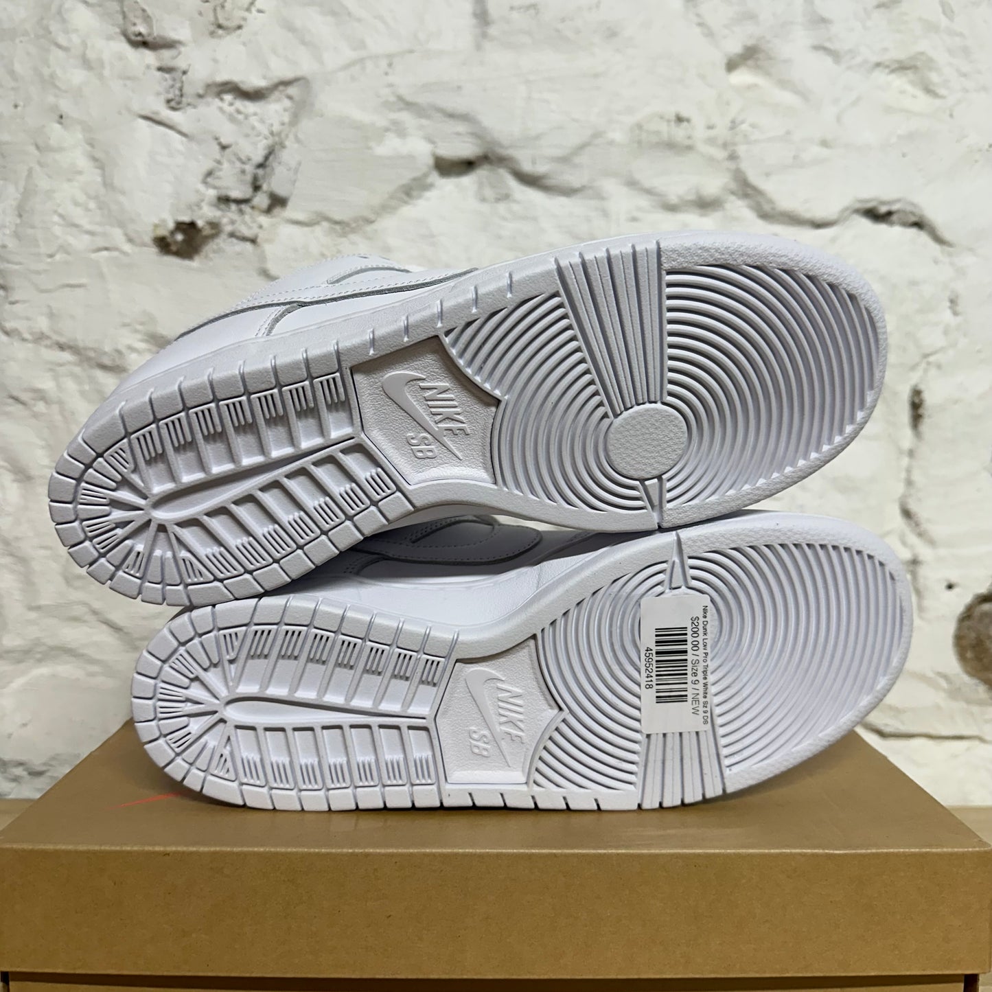 Nike Dunk Low Pro Triple White Sz 9 DS