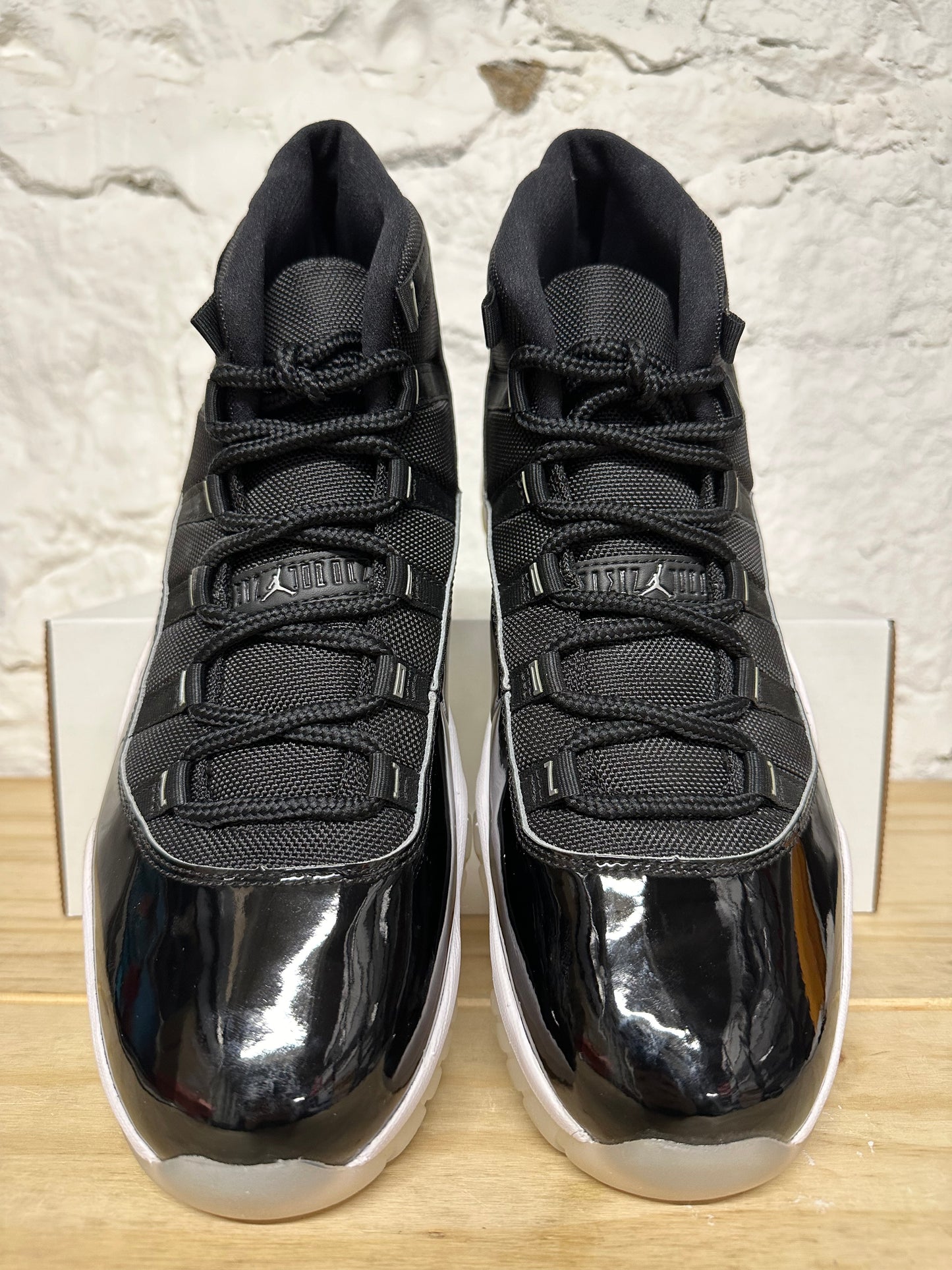 Air Jordan 11 High Jubilee Sz 13 DS
