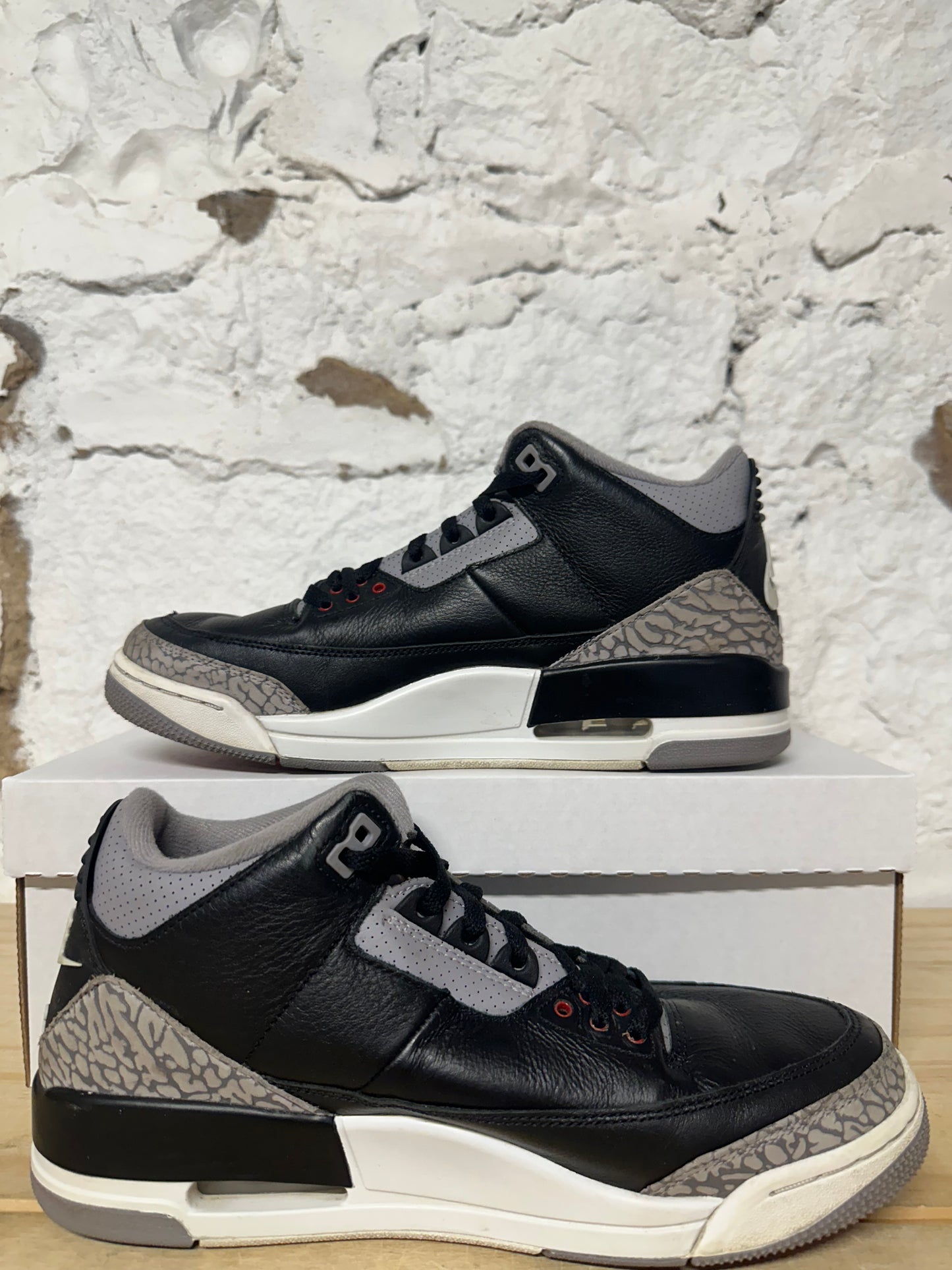 Air Jordan 3 Black Cement Sz 9
