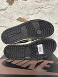 Air Jordan 1 Low Mocha Sz 9 DS