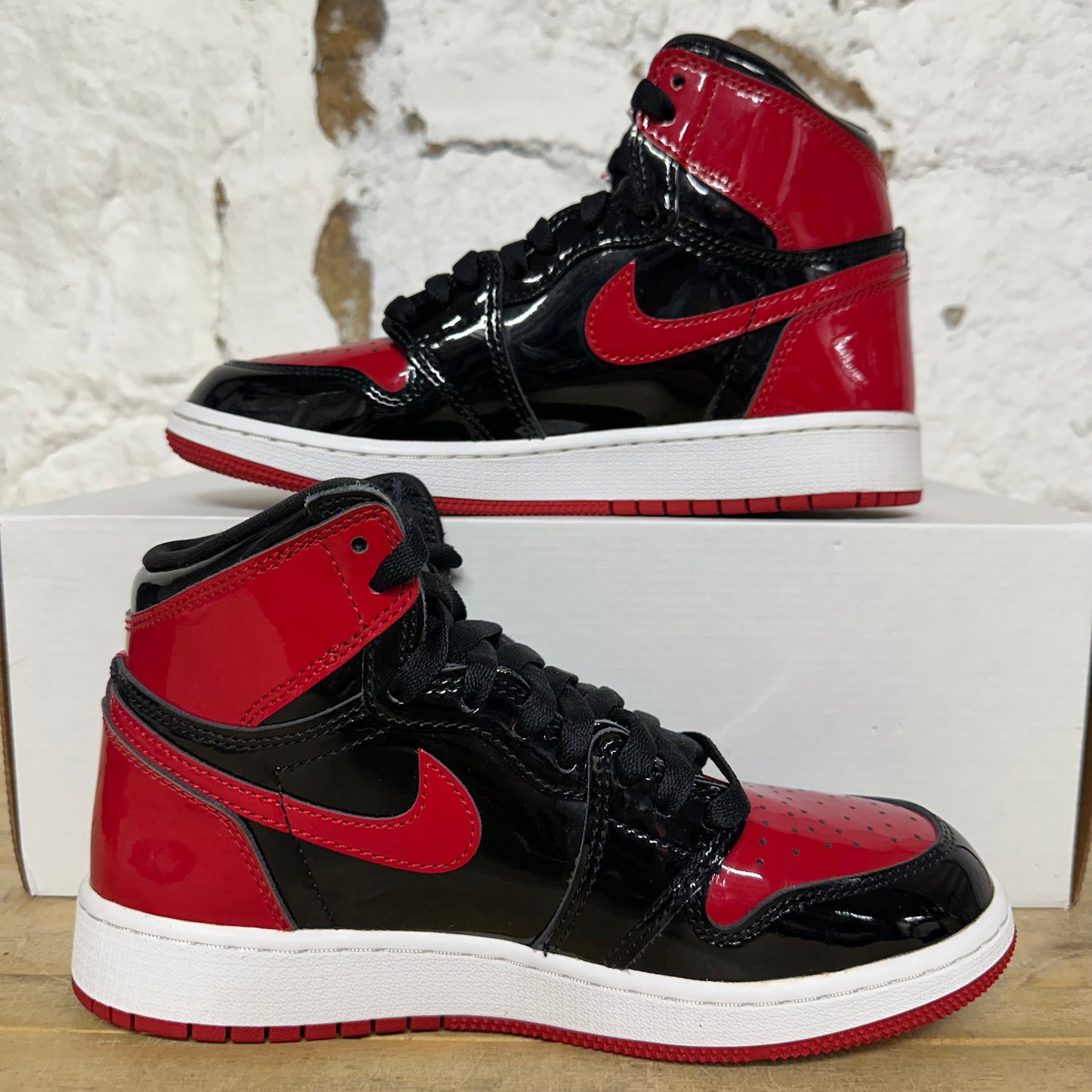 Air Jordan 1 High Patent Bred Sz 5Y