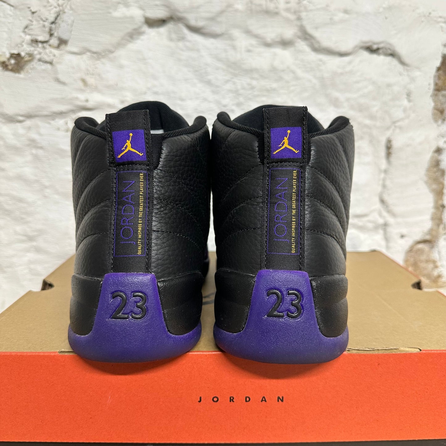 Air Jordan 12 Field Purple Sz 11