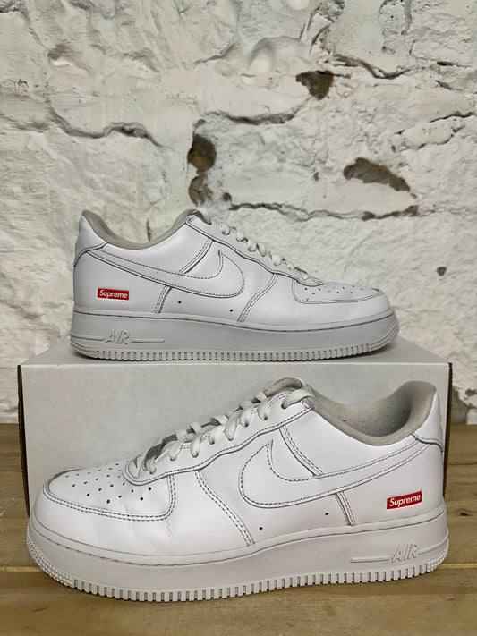 Nike Air Force 1 Low Supreme White Sz 9.5