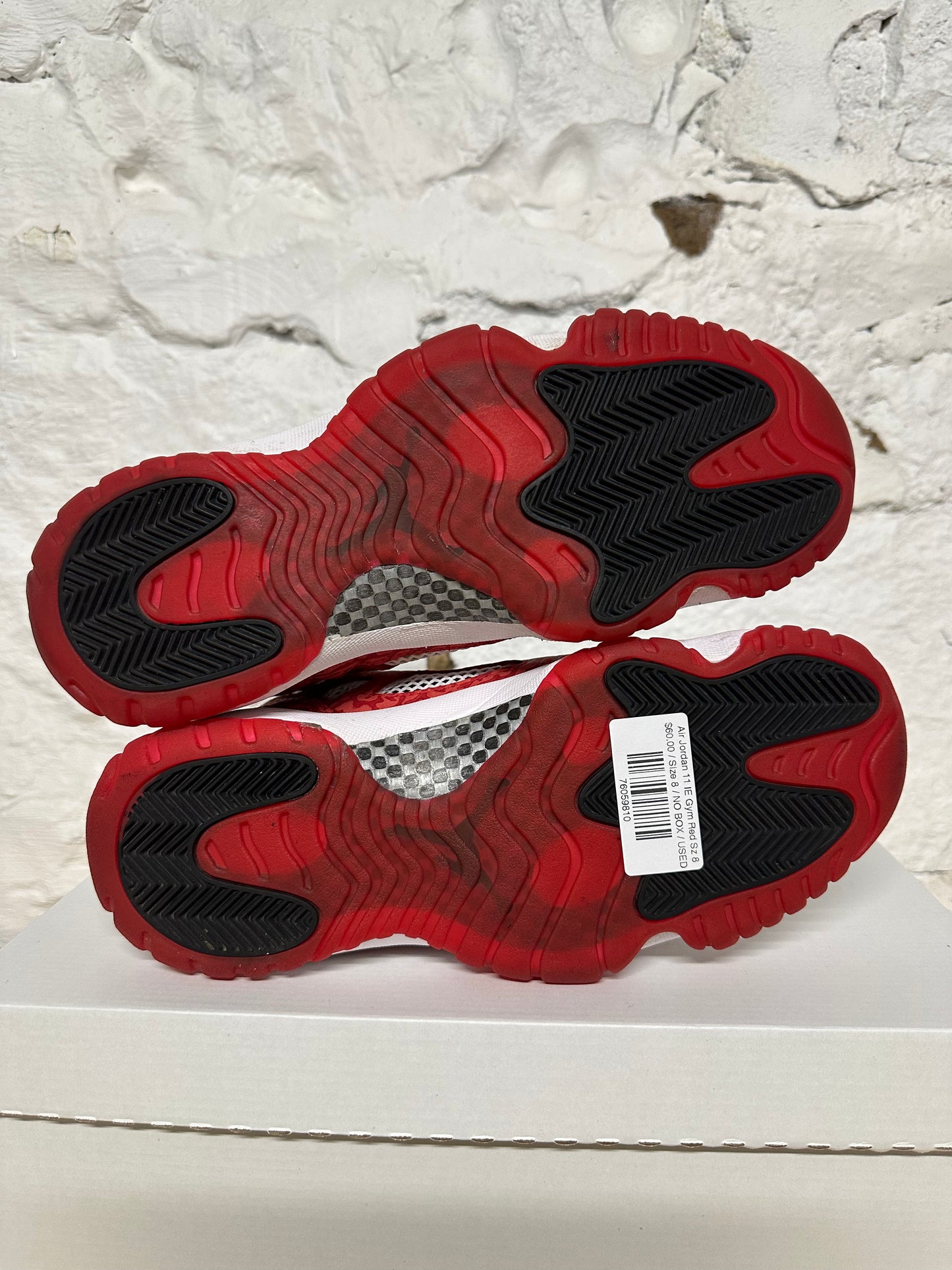 Air Jordan 11 IE Gym Red Sz 8