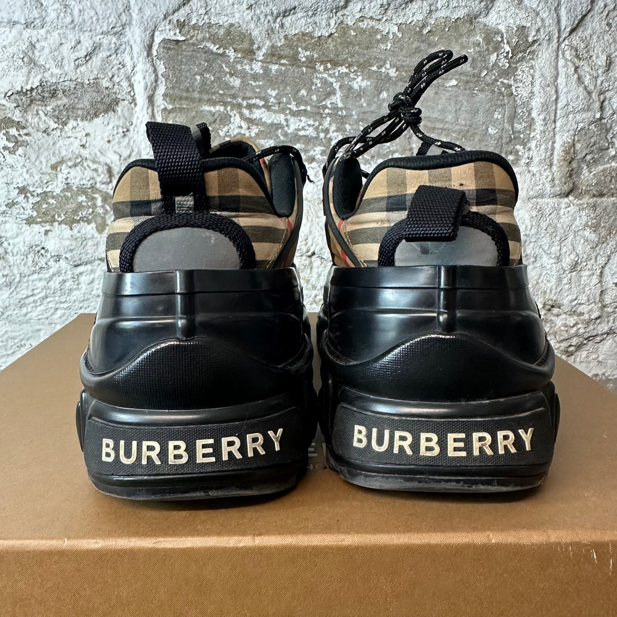 Burberry Arthur Plaid Black Sneaker Sz 12 (45)