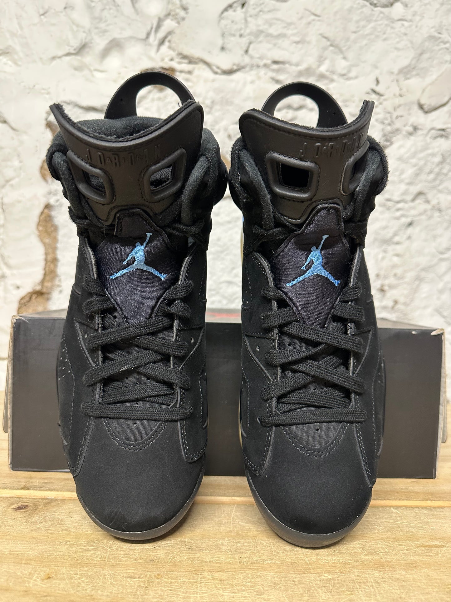 Air Jordan 6 UNC White Sz 8