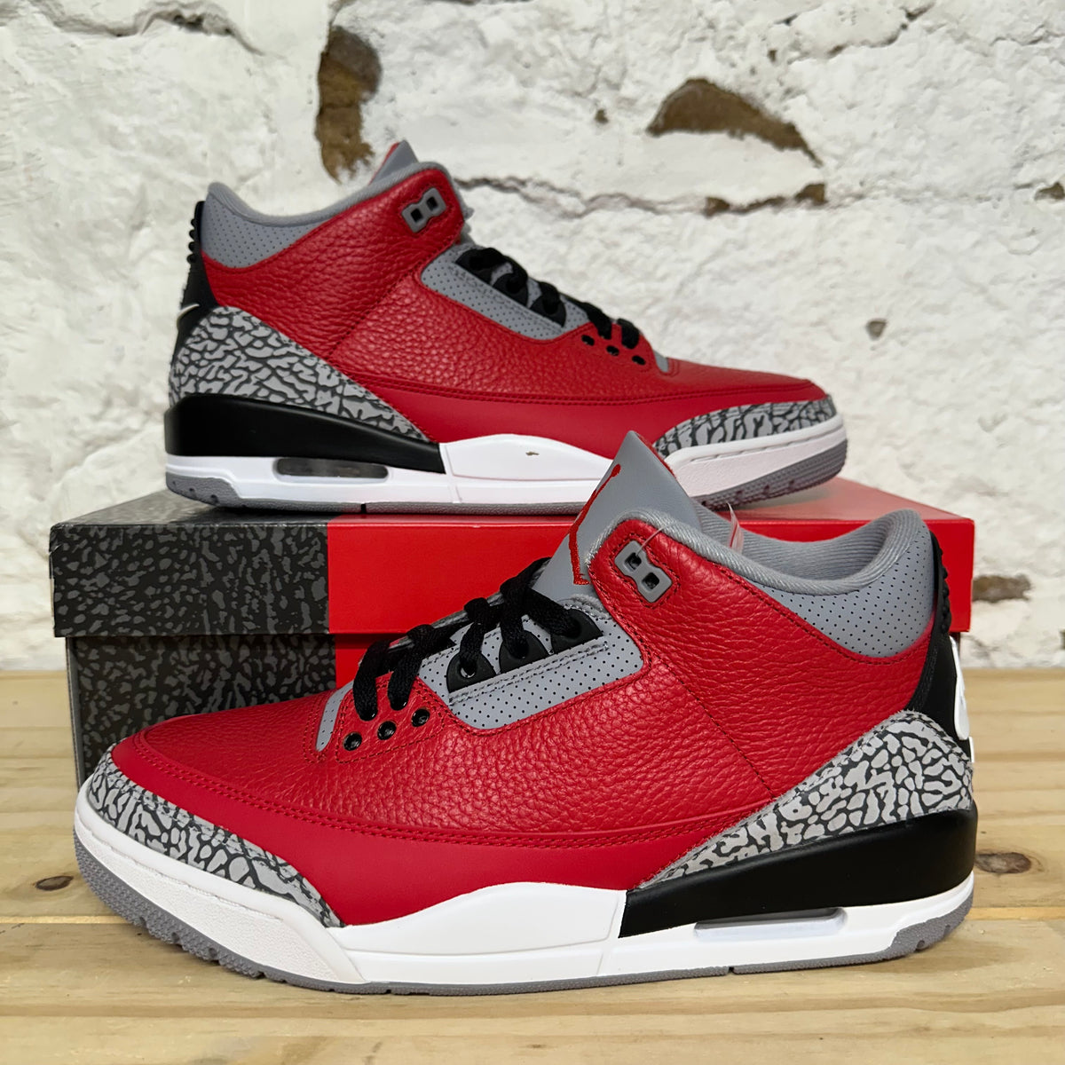 Air Jordan 3 SE Unite Fire Red Sz 10 DS