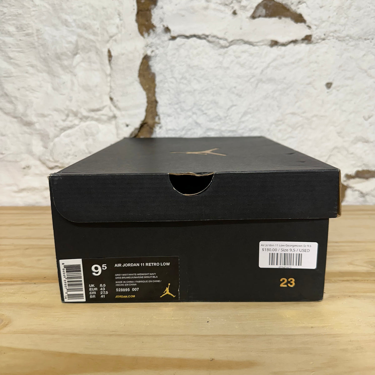 Air Jordan 11 Low Georgetown Sz 9.5