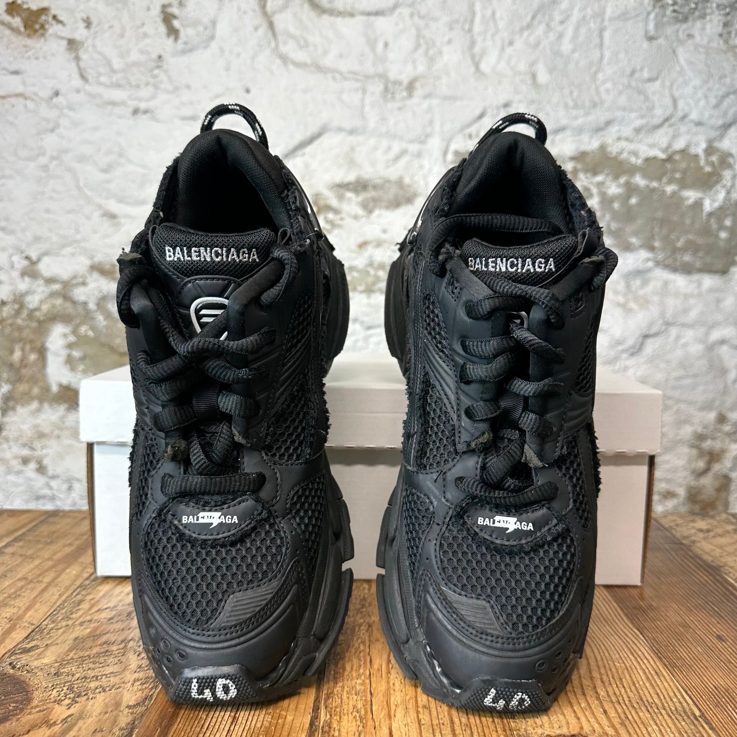 Balenciaga Runner Triple Black Sneaker Sz 7 (40)